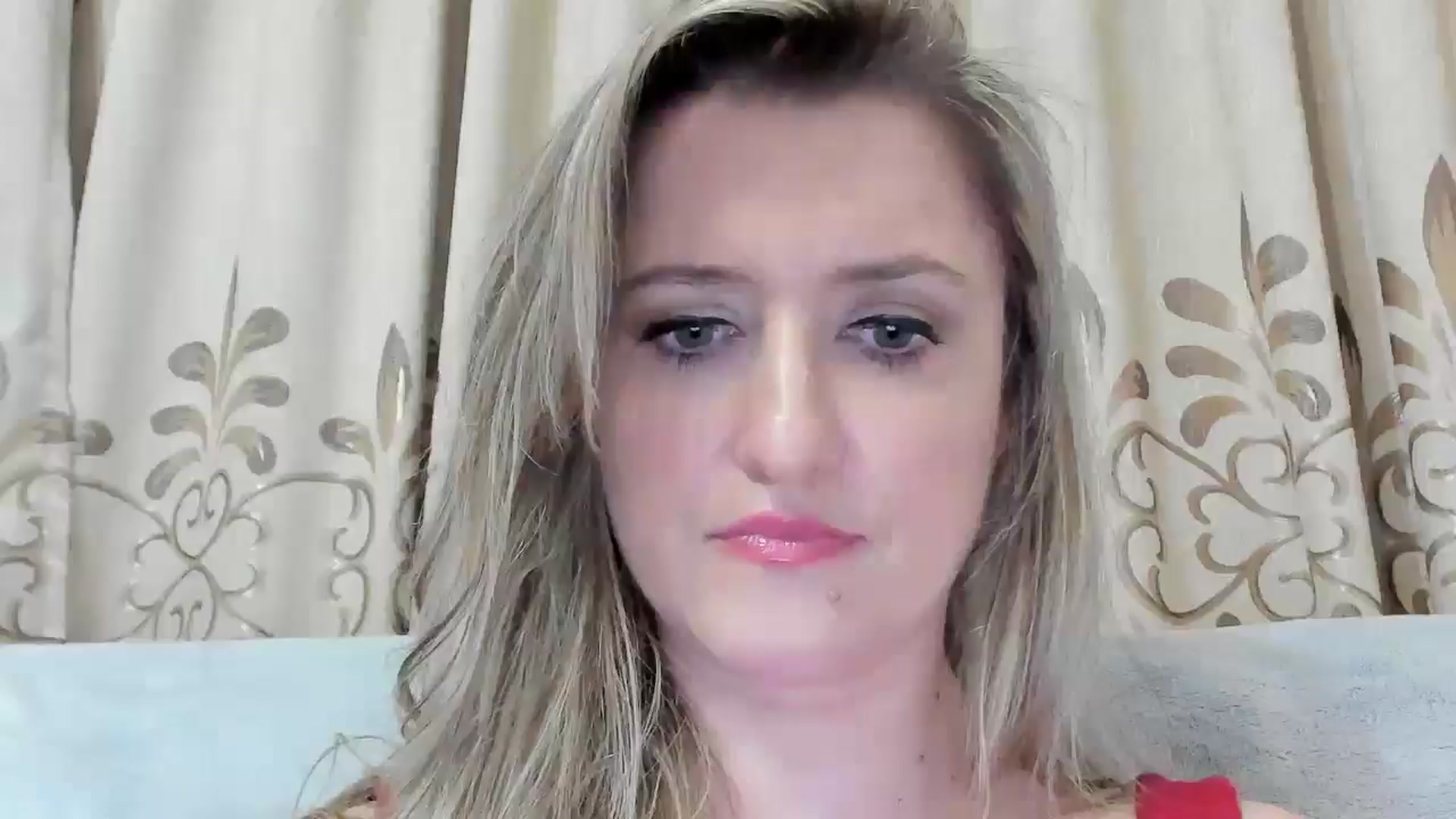 Gallery image thumbnail from BestDream's myfreecams stream on, 08/08/2025, 21:47 image 9 of 20