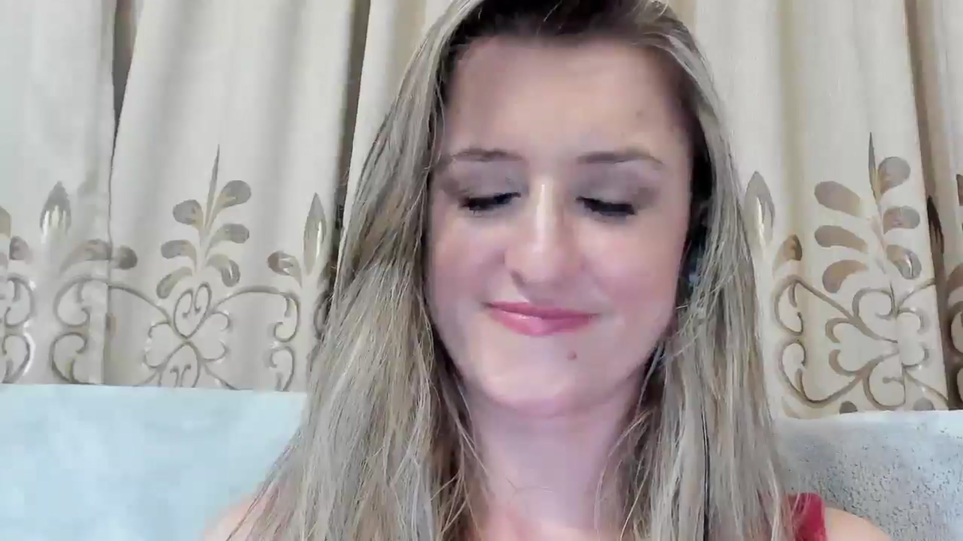 Gallery image thumbnail from BestDream's myfreecams stream on, 08/08/2025, 23:20 image 19 of 20