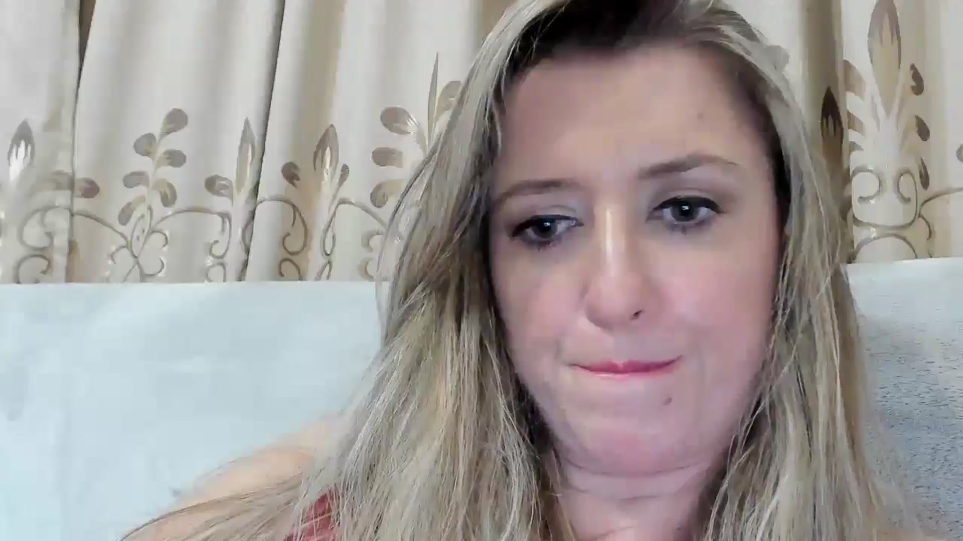 Gallery image thumbnail from BestDream's myfreecams stream on, 08/08/2025, 23:34 image 8 of 20