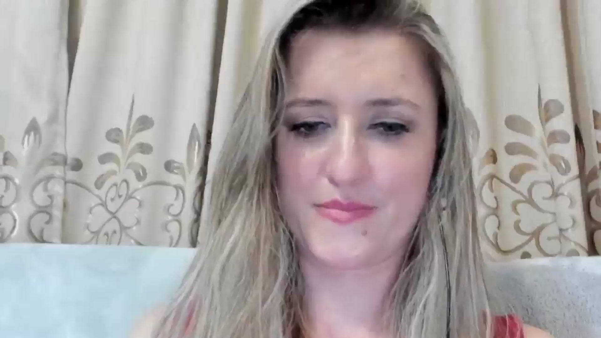 Gallery image thumbnail from BestDream's myfreecams stream on, 08/08/2025, 23:34 image 2 of 20