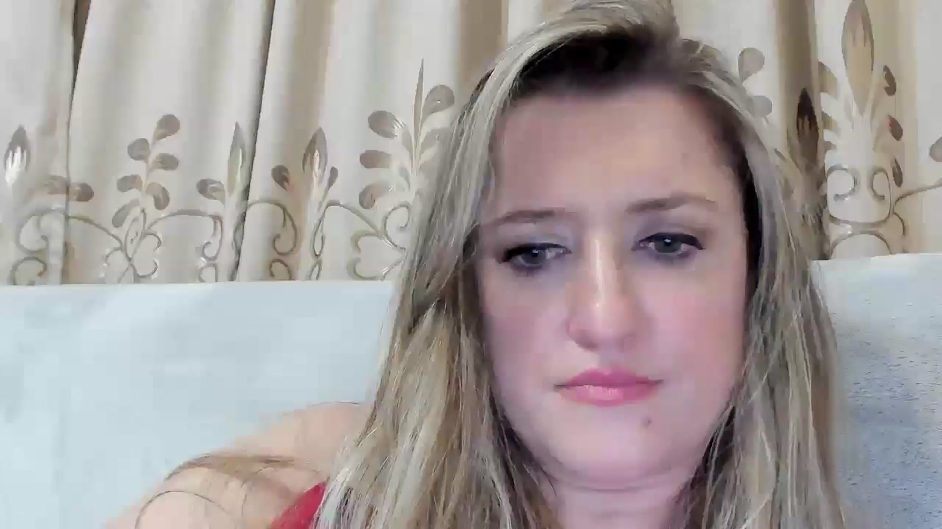 Gallery image thumbnail from BestDream's myfreecams stream on, 08/09/2025, 24:00 image 14 of 20