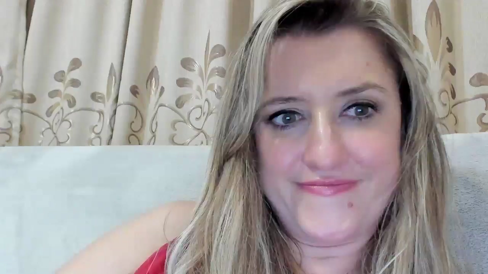 Gallery image thumbnail from BestDream's myfreecams stream on, 08/09/2025, 24:15 image 3 of 20