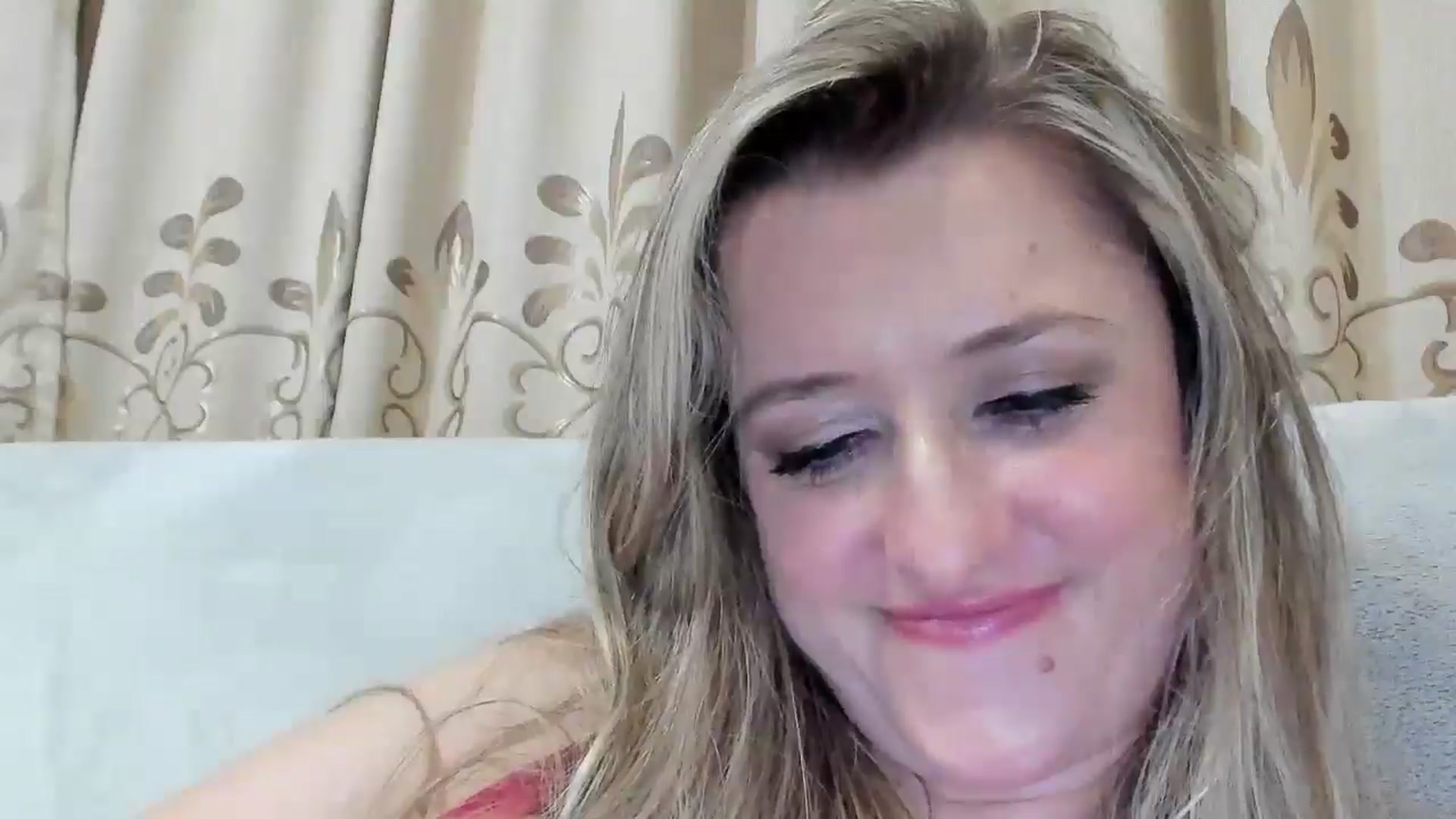 Gallery image thumbnail from BestDream's myfreecams stream on, 08/09/2025, 24:15 image 12 of 20