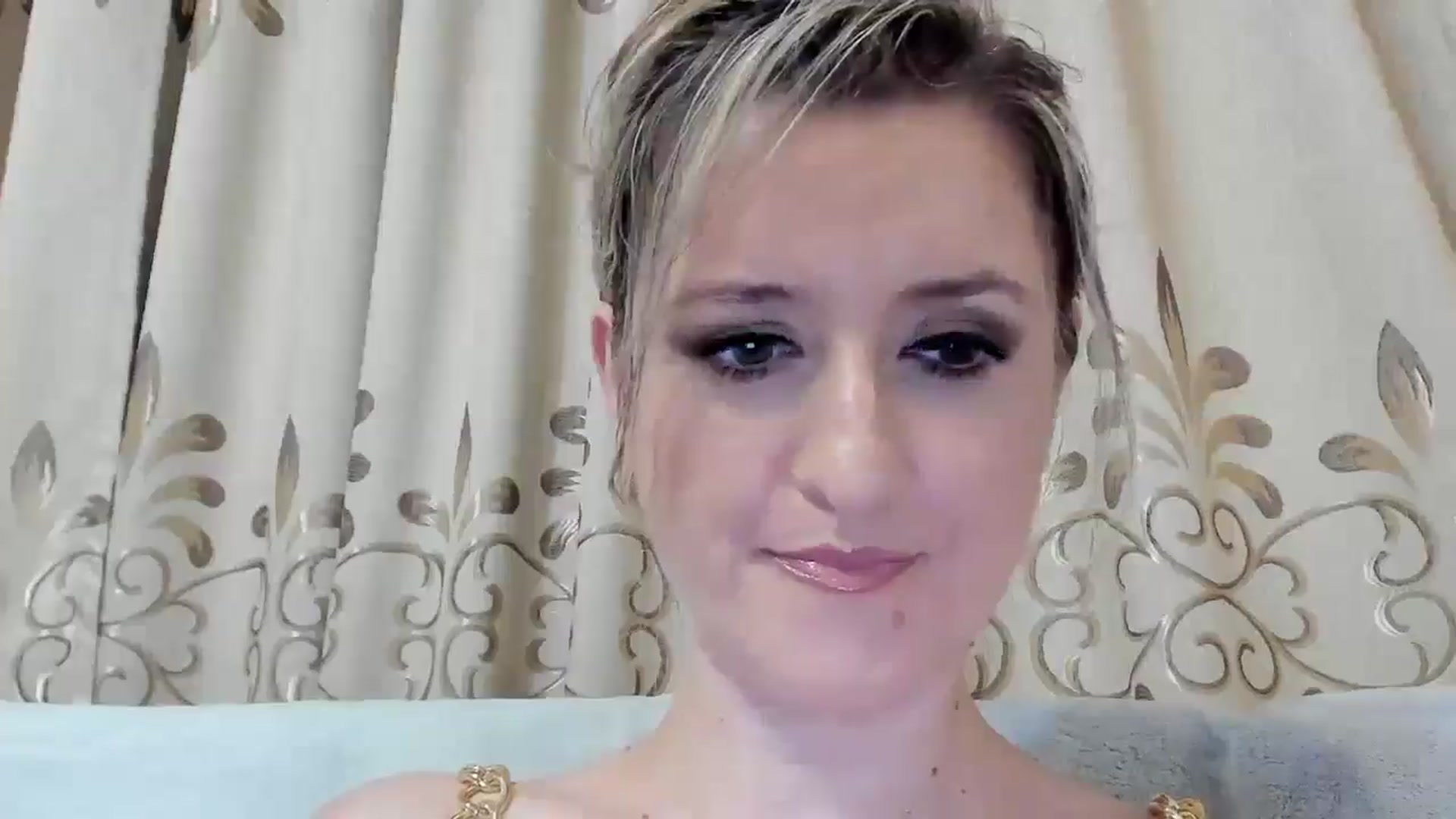 Gallery image thumbnail from BestDream's myfreecams stream on, 08/10/2025, 24:49 image 7 of 20