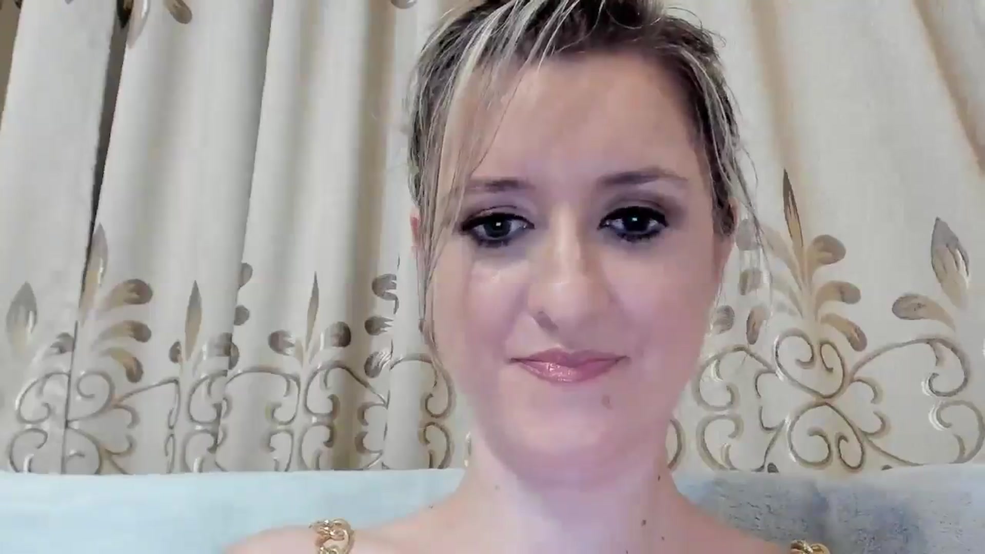 Gallery image thumbnail from BestDream's myfreecams stream on, 08/10/2025, 24:49 image 20 of 20