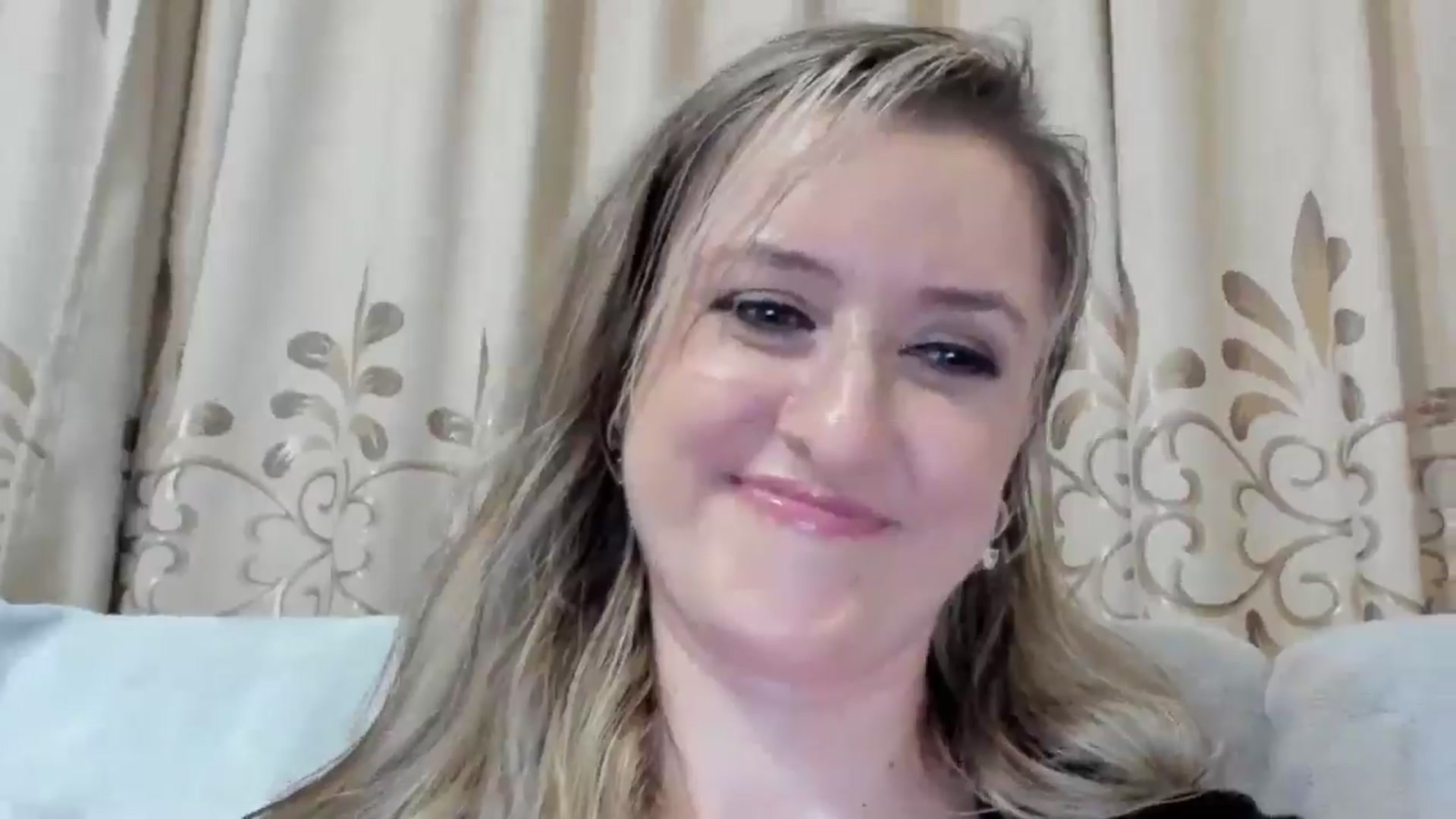 Gallery image thumbnail from BestDream's myfreecams stream on, 08/10/2025, 22:08 image 3 of 20