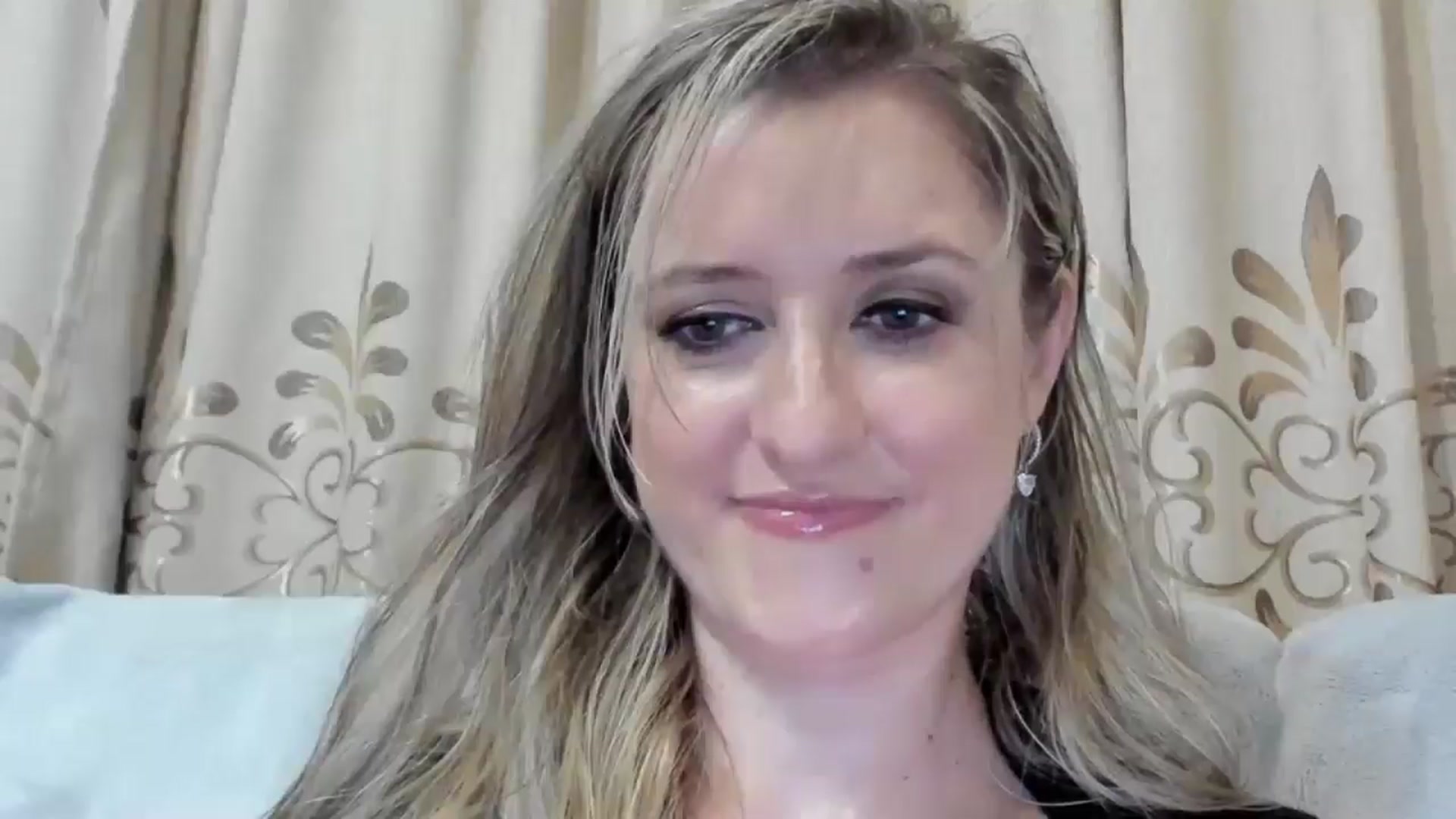 Gallery image thumbnail from BestDream's myfreecams stream on, 08/10/2025, 22:08 image 2 of 20