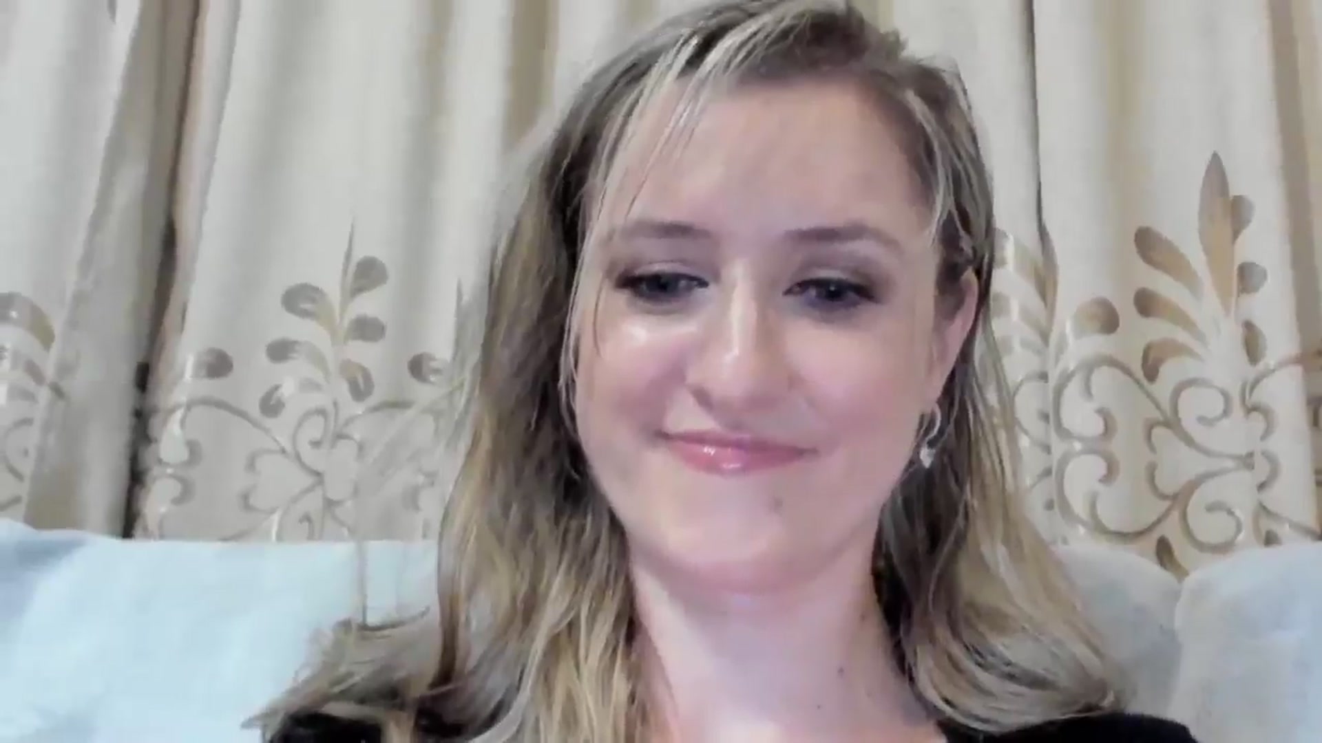 Gallery image thumbnail from BestDream's myfreecams stream on, 08/10/2025, 22:08 image 6 of 20