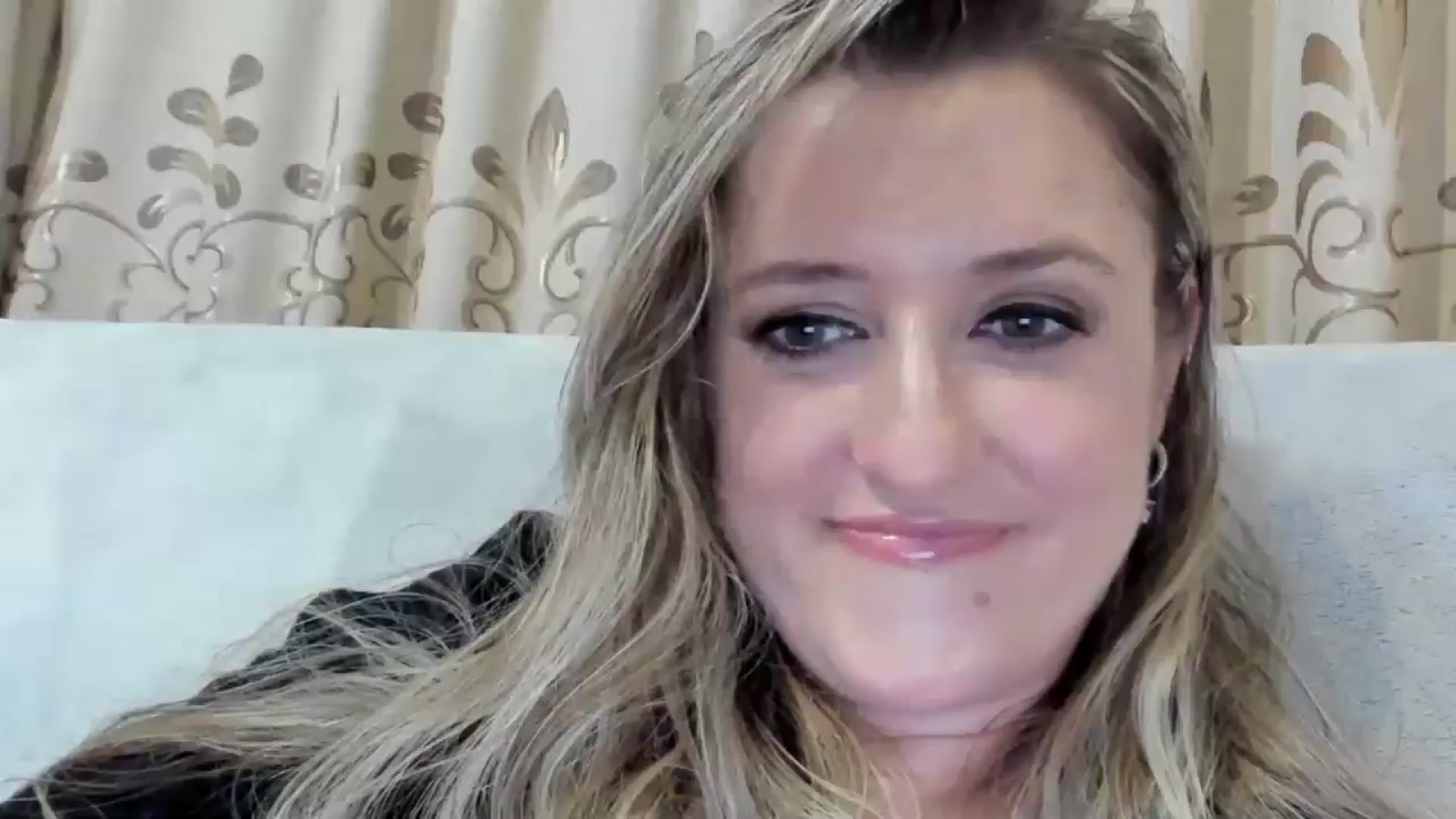 Gallery image thumbnail from BestDream's myfreecams stream on, 08/10/2025, 23:42 image 1 of 20