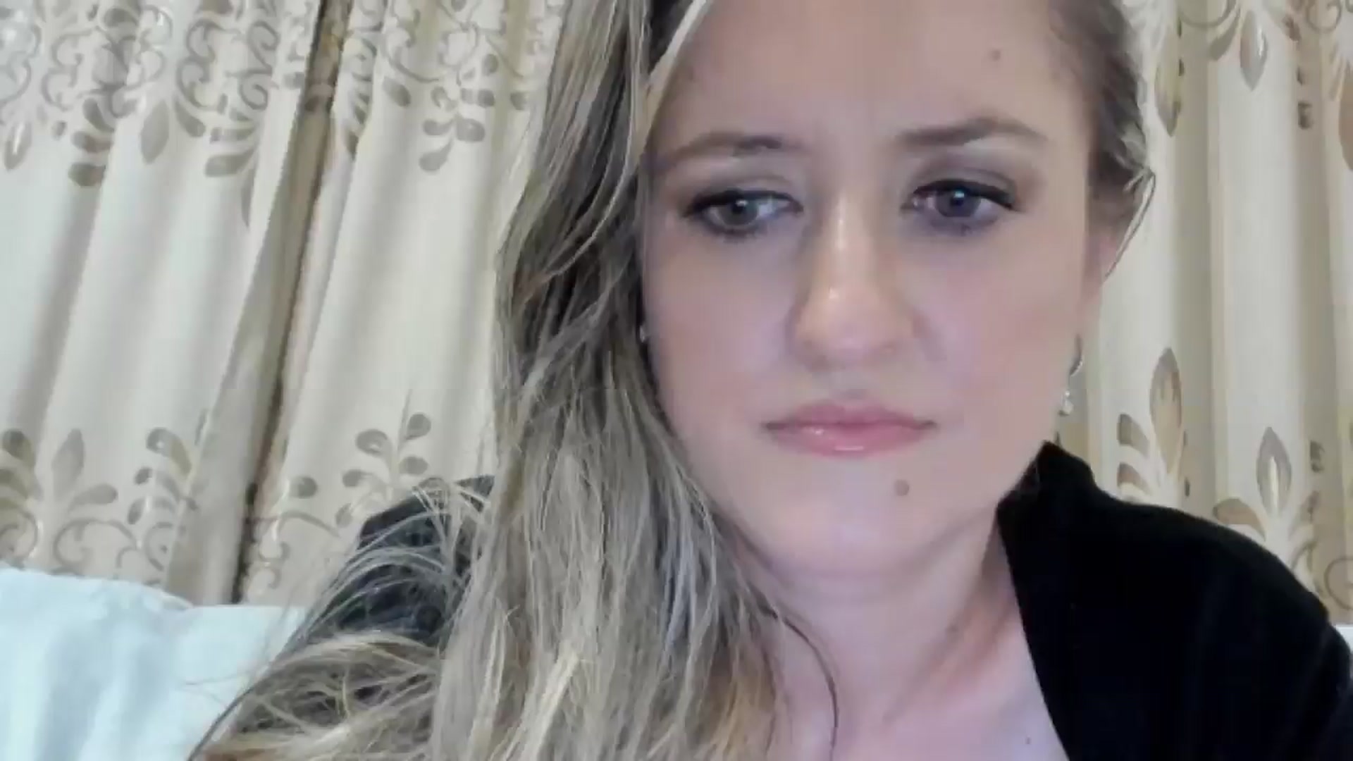 Gallery image thumbnail from BestDream's myfreecams stream on, 08/11/2025, 24:00 image 6 of 20