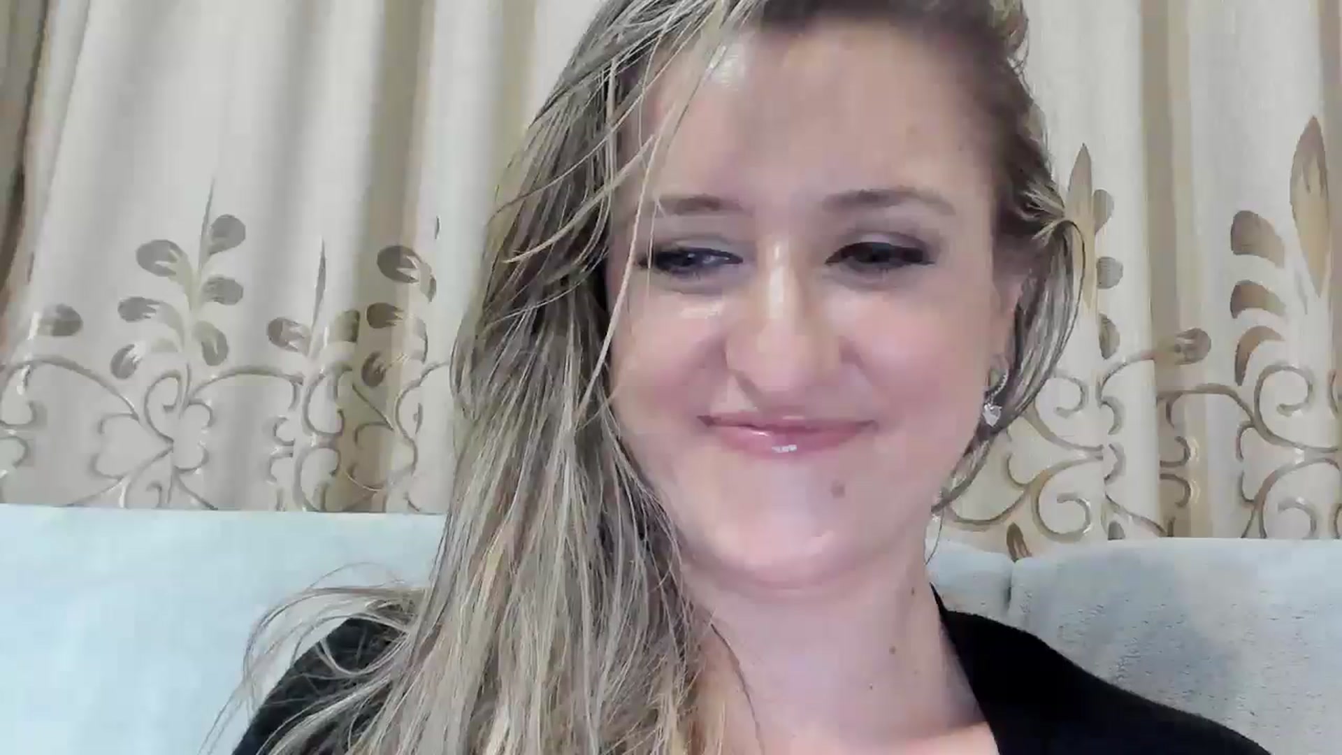 Gallery image thumbnail from BestDream's myfreecams stream on, 08/11/2025, 24:40 image 8 of 20
