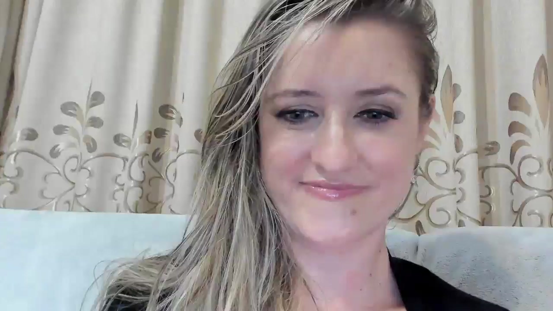 Gallery image thumbnail from BestDream's myfreecams stream on, 08/11/2025, 24:40 image 11 of 20