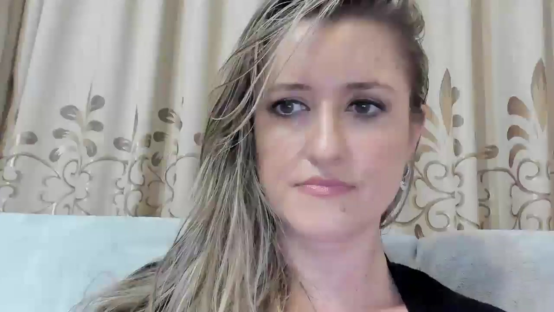 Gallery image thumbnail from BestDream's myfreecams stream on, 08/11/2025, 24:40 image 16 of 20