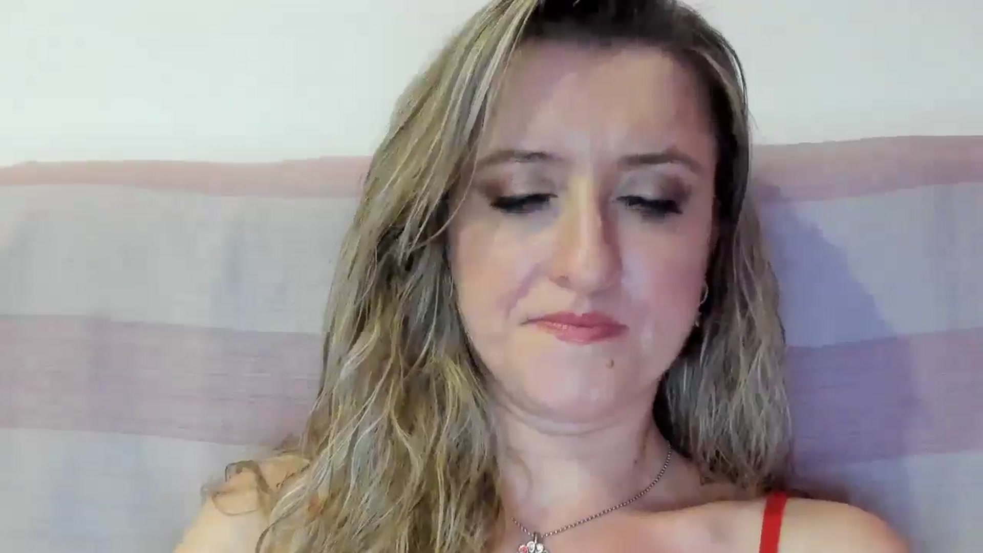 Gallery image thumbnail from BestDream's myfreecams stream on, 08/16/2025, 23:49 image 9 of 20