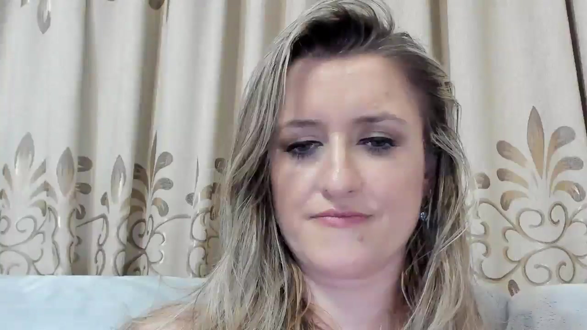Gallery image thumbnail from BestDream's myfreecams stream on, 08/22/2025, 20:54 image 17 of 20
