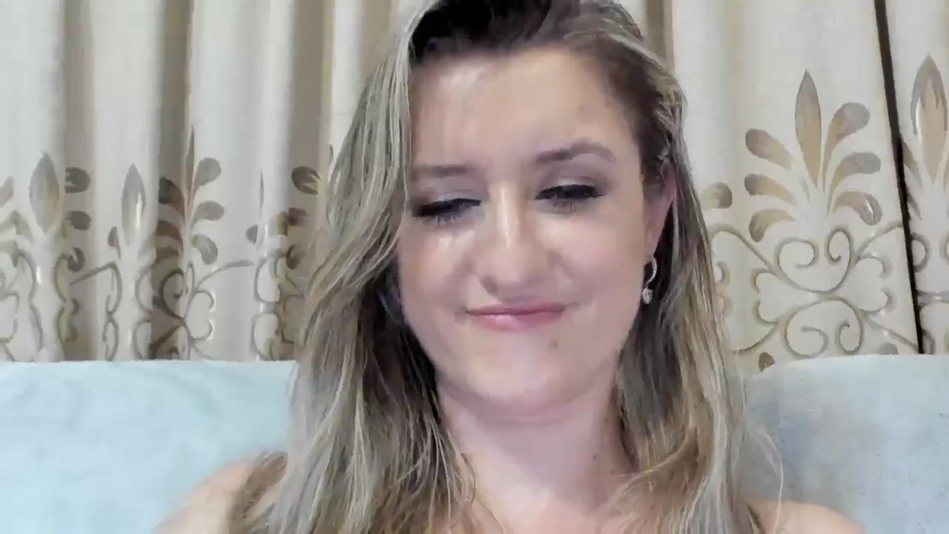 Gallery image thumbnail from BestDream's myfreecams stream on, 08/22/2025, 21:47 image 20 of 20