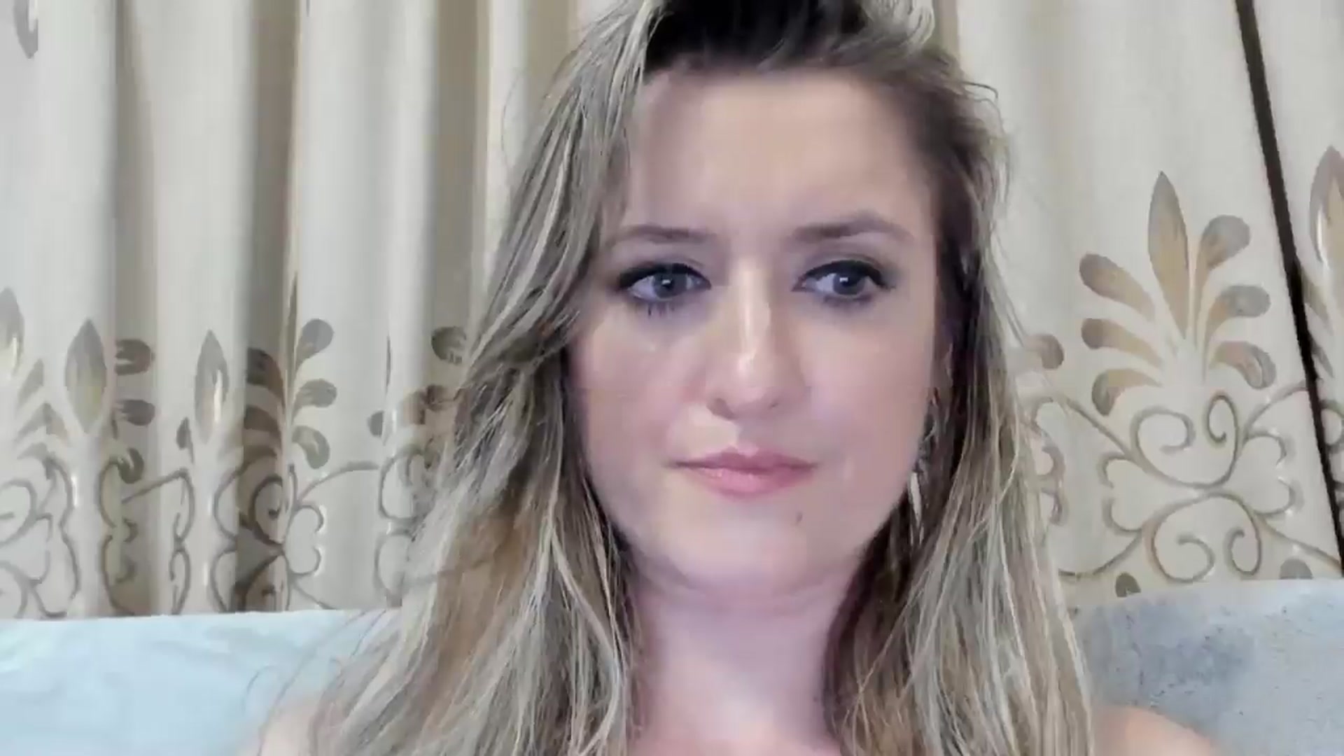 Gallery image thumbnail from BestDream's myfreecams stream on, 08/23/2025, 24:18 image 3 of 20