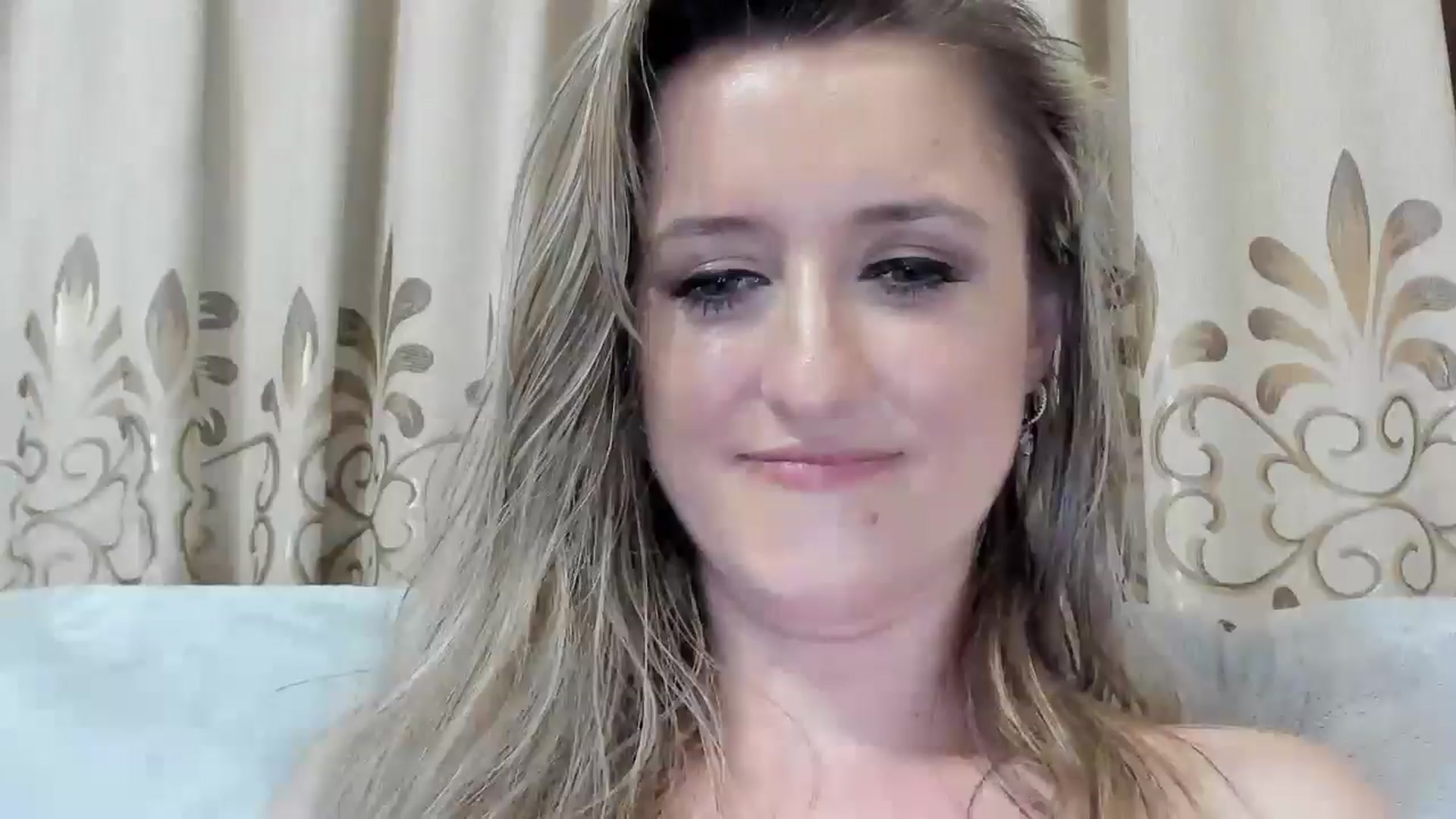 Gallery image thumbnail from BestDream's myfreecams stream on, 08/23/2025, 01:10 image 1 of 20
