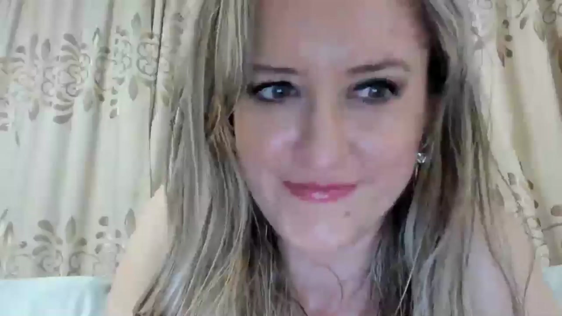 Gallery image thumbnail from BestDream's myfreecams stream on, 08/23/2025, 20:05 image 13 of 20