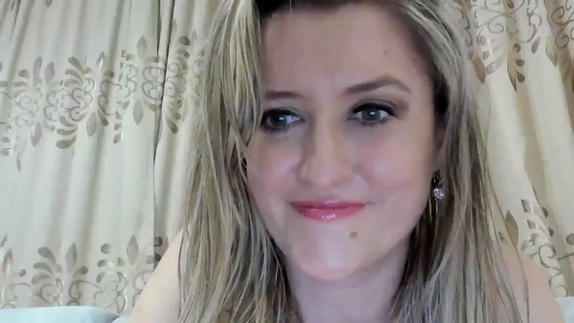 Gallery image thumbnail from BestDream's myfreecams stream on, 08/23/2025, 20:05 image 19 of 20