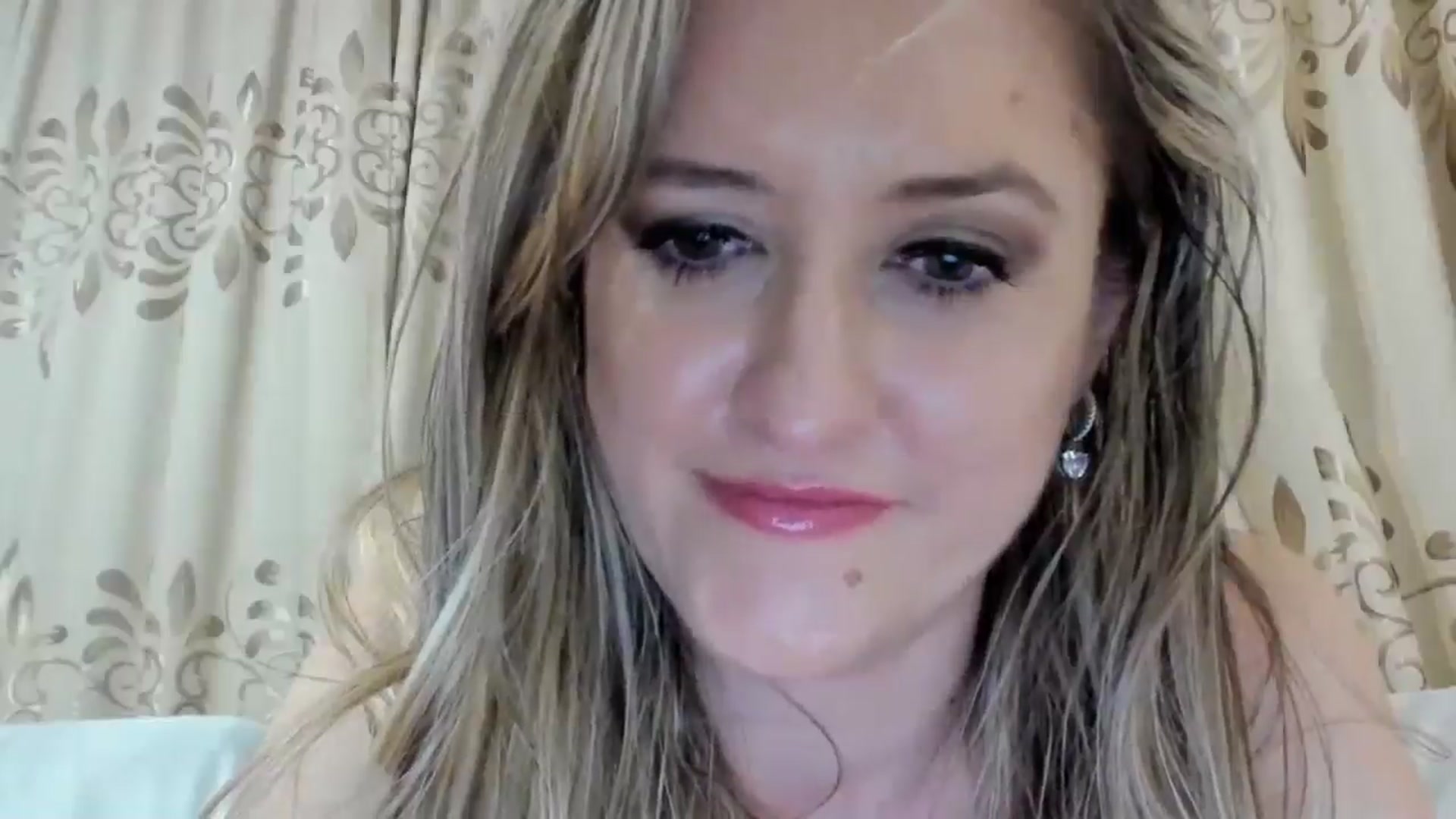 Gallery image thumbnail from BestDream's myfreecams stream on, 08/23/2025, 20:05 image 8 of 20