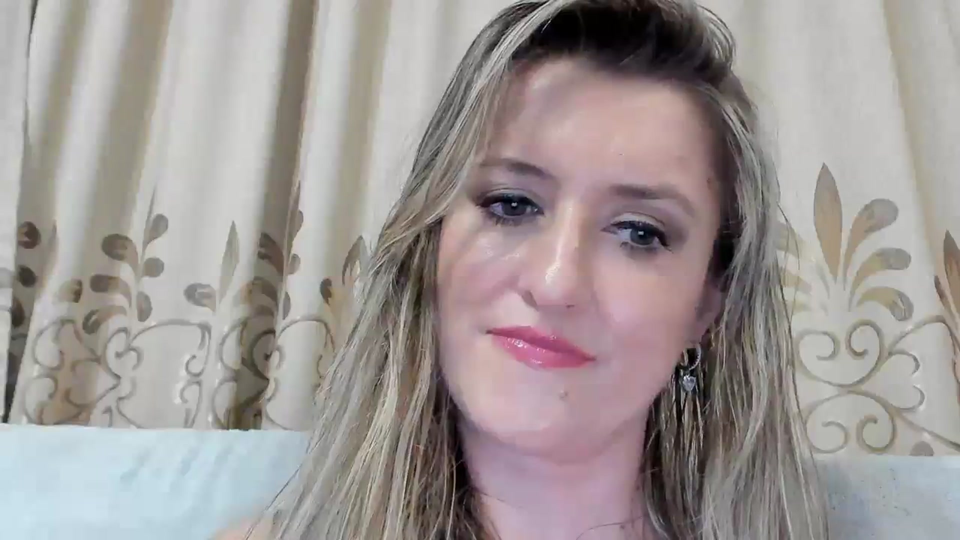 Gallery image thumbnail from BestDream's myfreecams stream on, 08/23/2025, 20:41 image 20 of 20