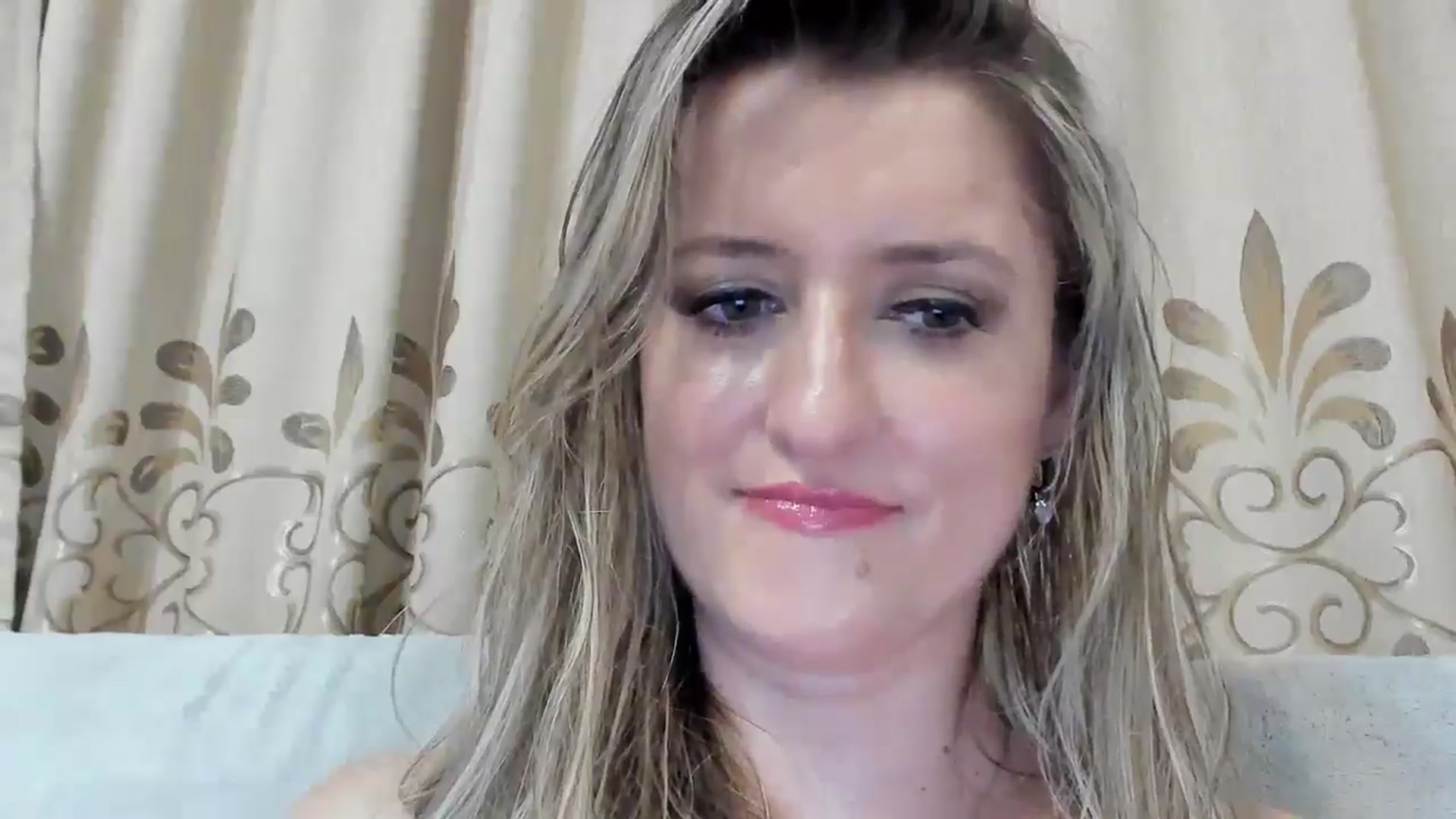 Gallery image thumbnail from BestDream's myfreecams stream on, 08/23/2025, 20:41 image 12 of 20