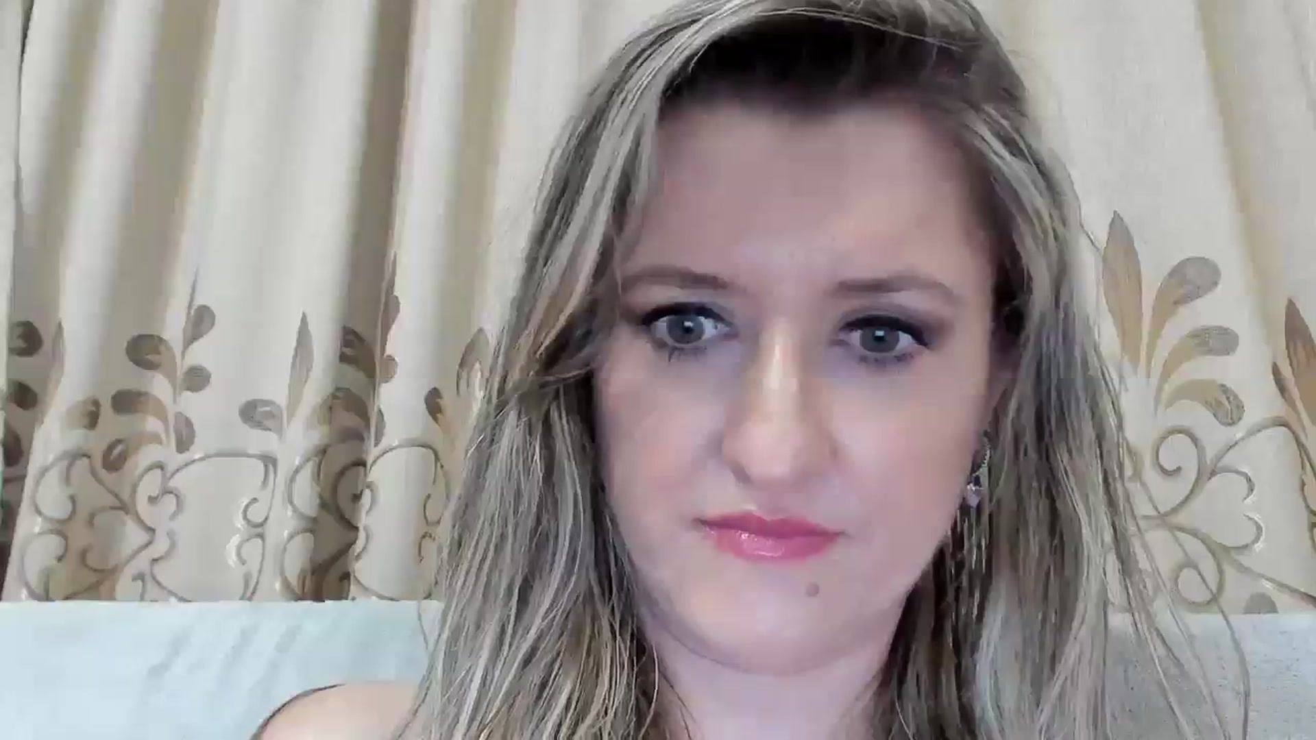 Gallery image thumbnail from BestDream's myfreecams stream on, 08/23/2025, 20:41 image 3 of 20