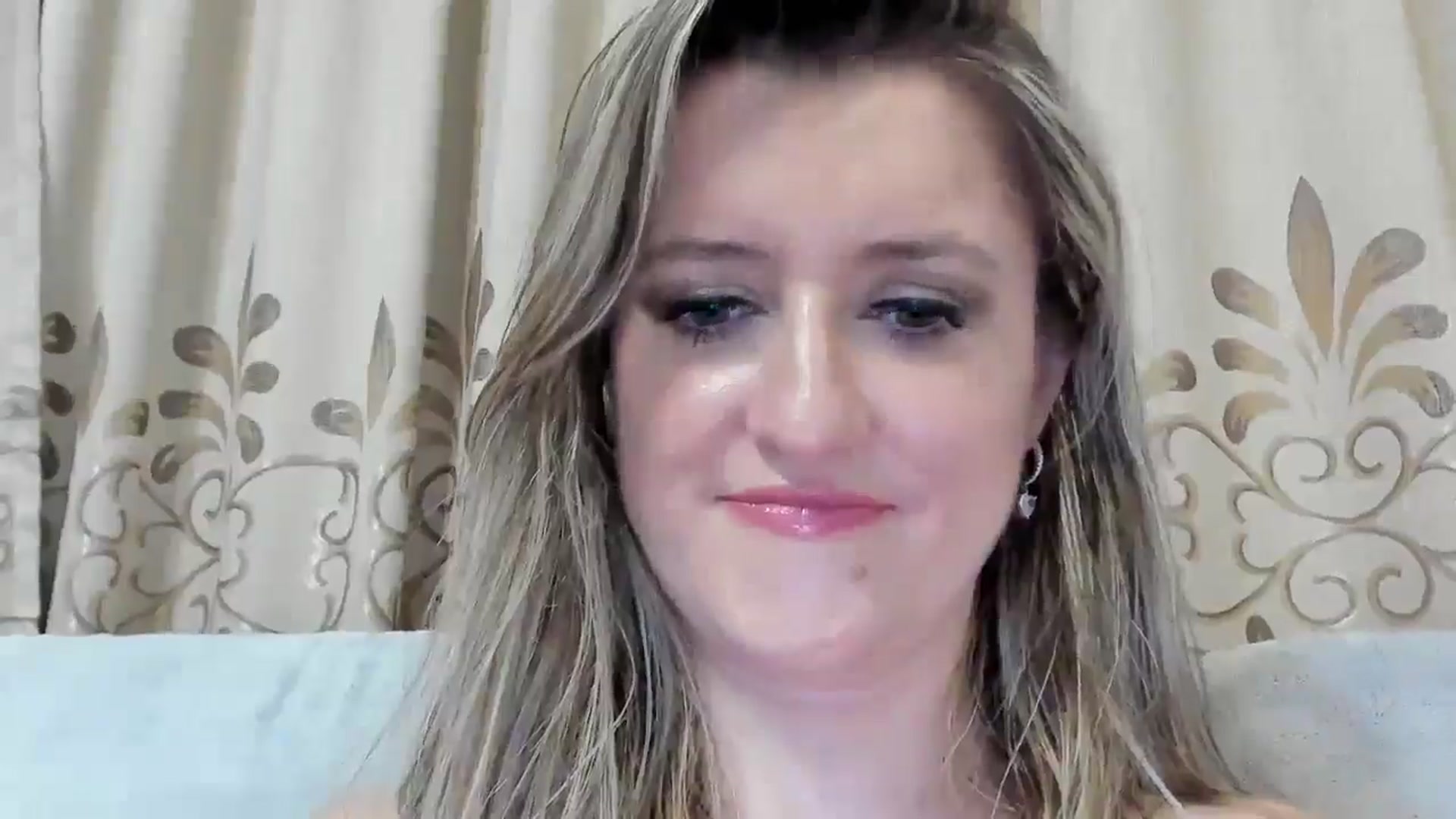 Gallery image thumbnail from BestDream's myfreecams stream on, 08/23/2025, 21:08 image 5 of 20