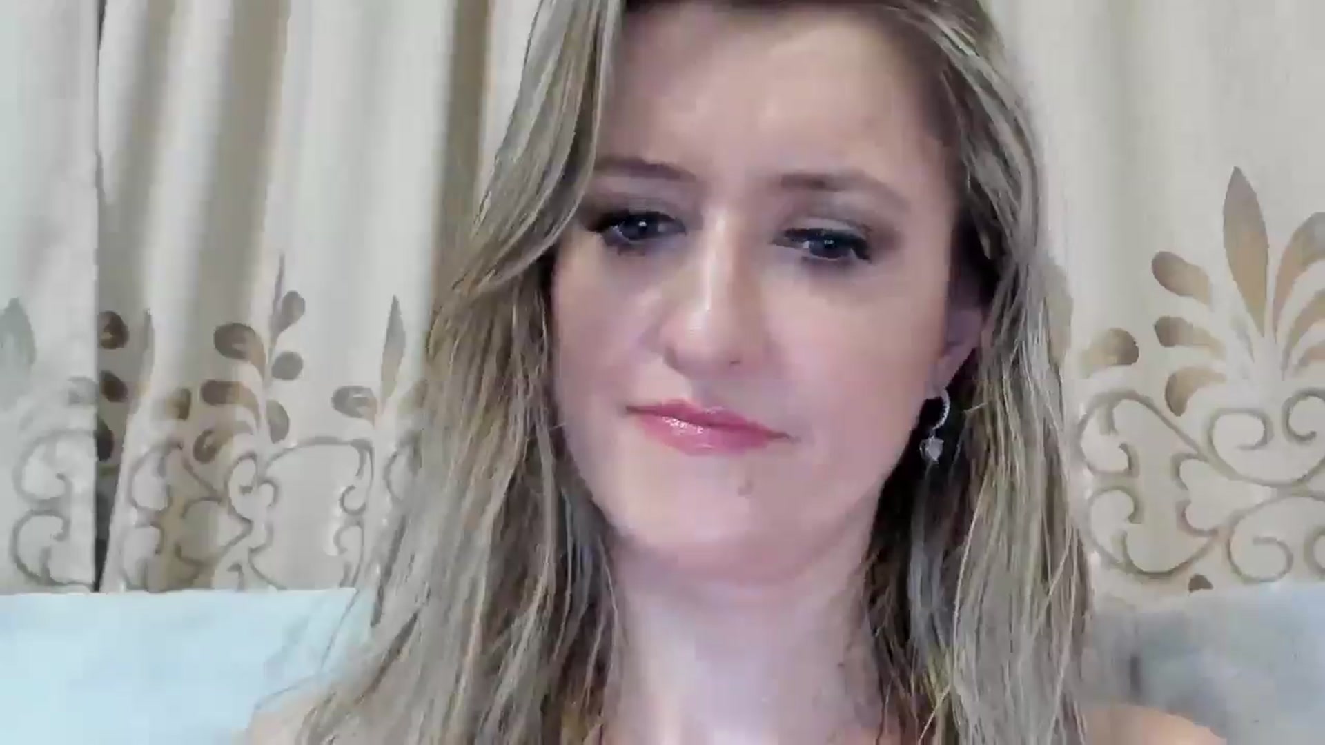Gallery image thumbnail from BestDream's myfreecams stream on, 08/23/2025, 21:08 image 10 of 20
