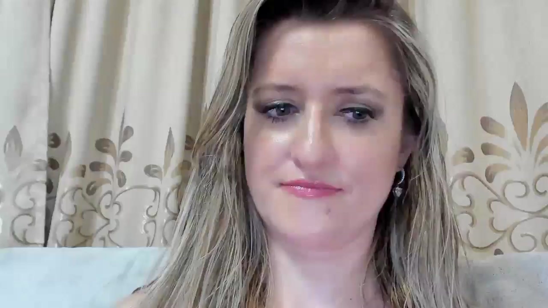 Gallery image thumbnail from BestDream's myfreecams stream on, 08/23/2025, 21:08 image 16 of 20
