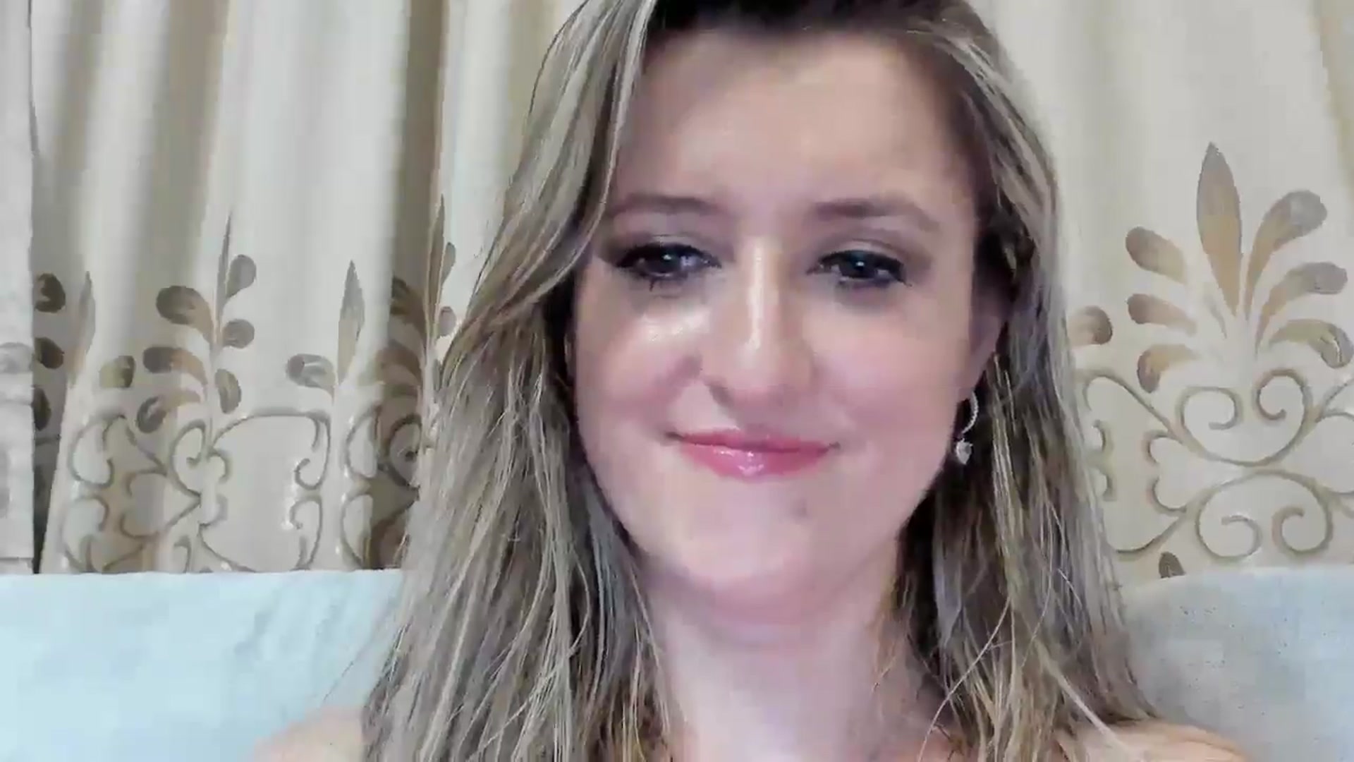 Gallery image thumbnail from BestDream's myfreecams stream on, 08/23/2025, 21:08 image 6 of 20