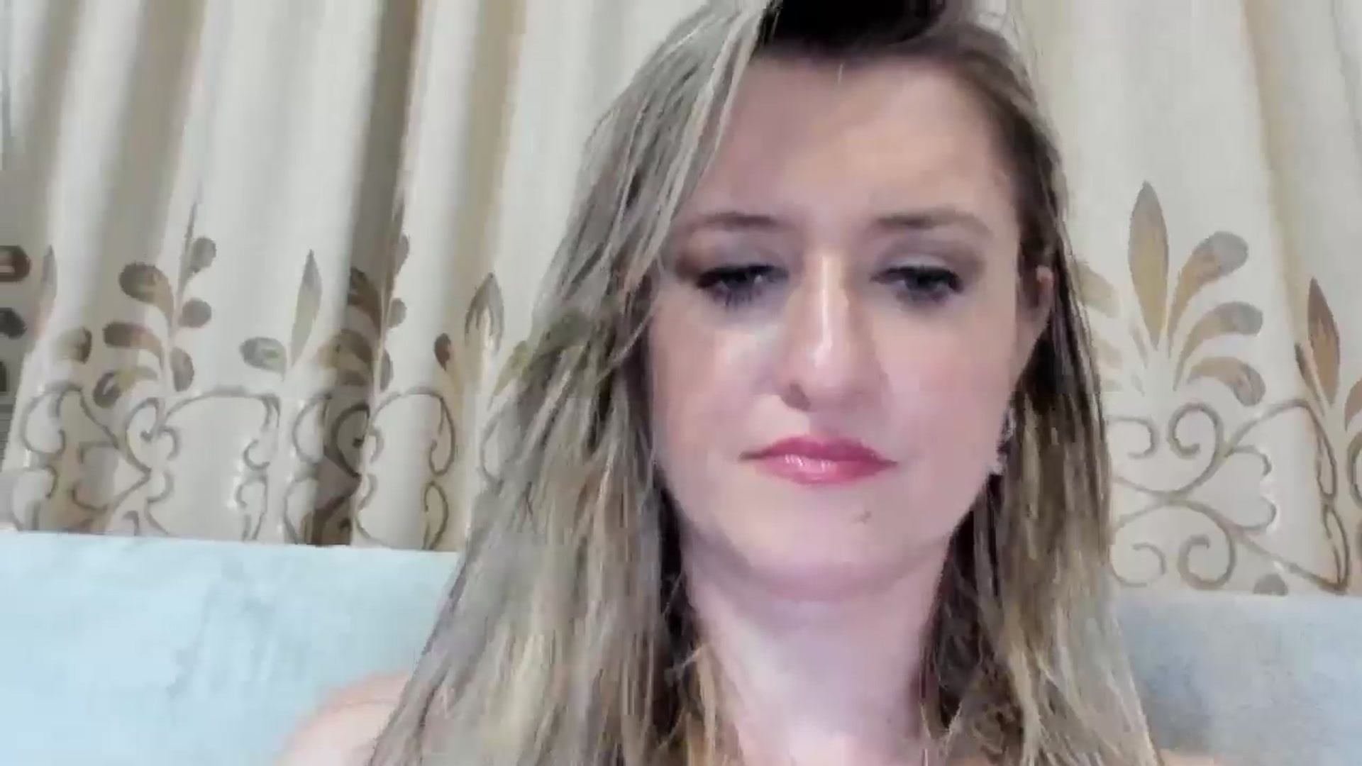 Gallery image thumbnail from BestDream's myfreecams stream on, 08/23/2025, 22:43 image 13 of 20