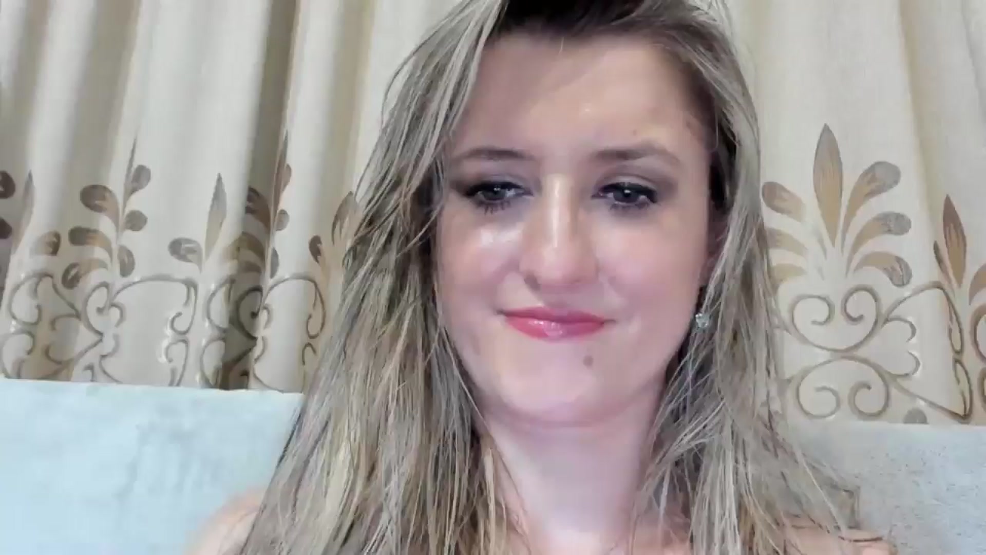 Gallery image thumbnail from BestDream's myfreecams stream on, 08/23/2025, 22:43 image 5 of 20