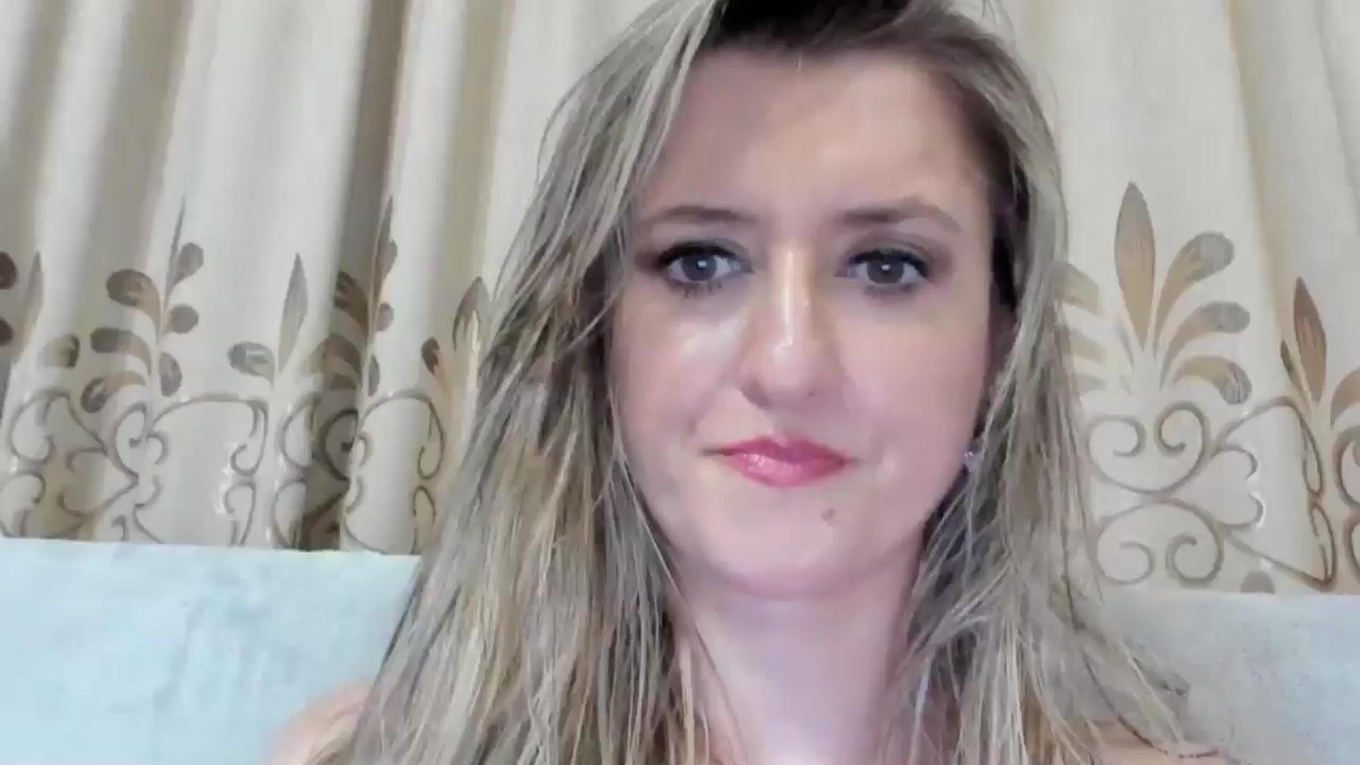 Gallery image thumbnail from BestDream's myfreecams stream on, 08/23/2025, 22:43 image 1 of 20