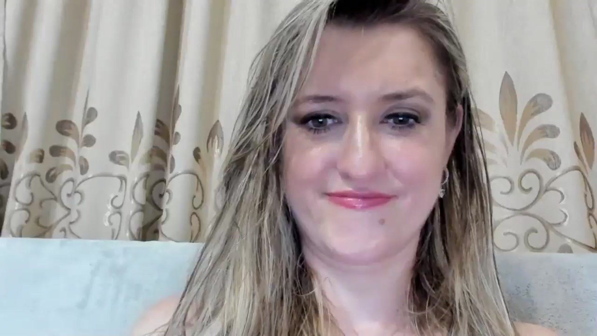 Gallery image thumbnail from BestDream's myfreecams stream on, 08/23/2025, 22:43 image 19 of 20