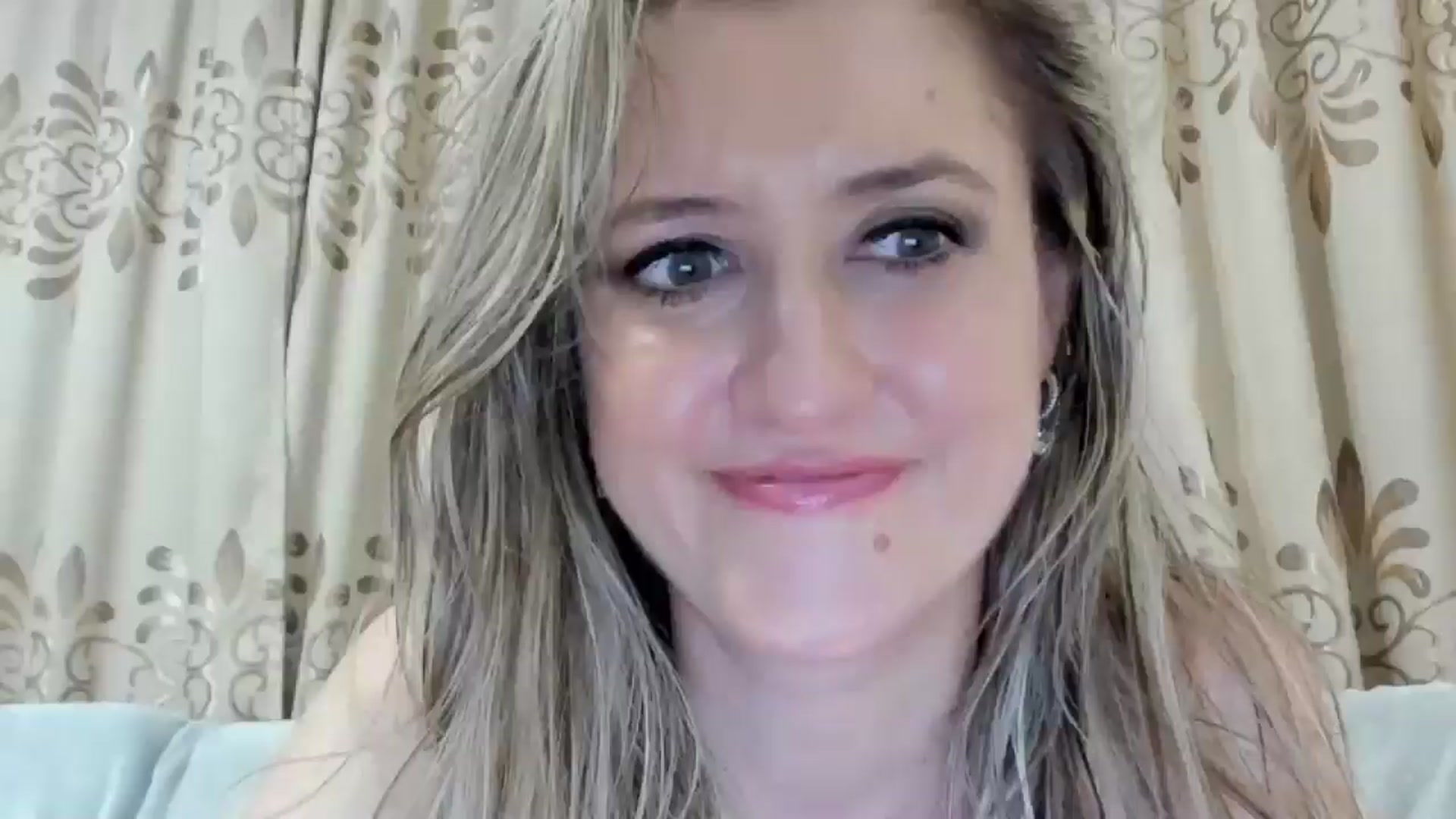 Gallery image thumbnail from BestDream's myfreecams stream on, 08/23/2025, 23:16 image 1 of 20
