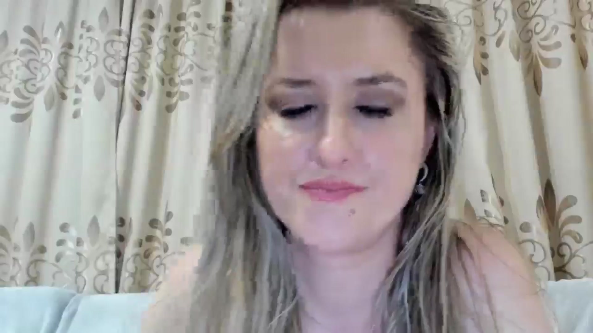 Gallery image thumbnail from BestDream's myfreecams stream on, 08/23/2025, 23:16 image 14 of 20