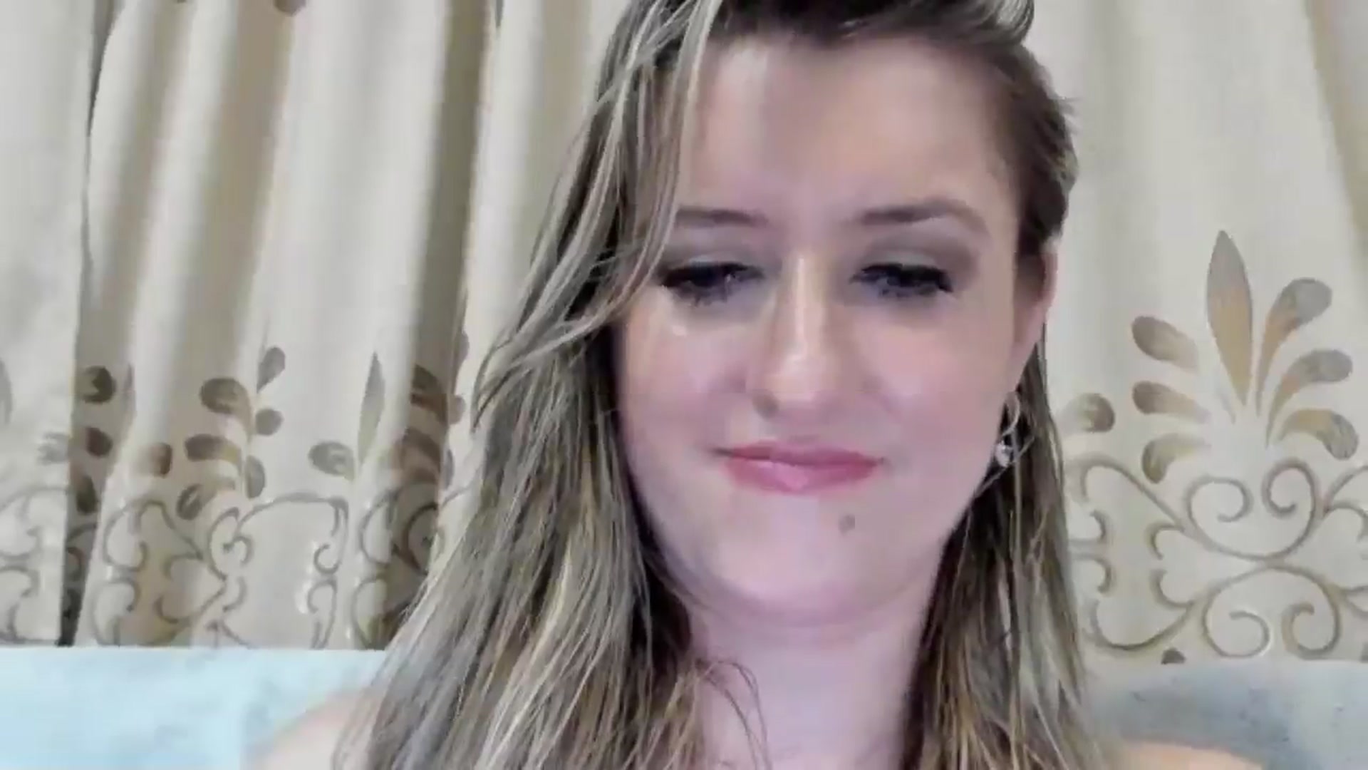 Gallery image thumbnail from BestDream's myfreecams stream on, 08/24/2025, 24:16 image 18 of 20