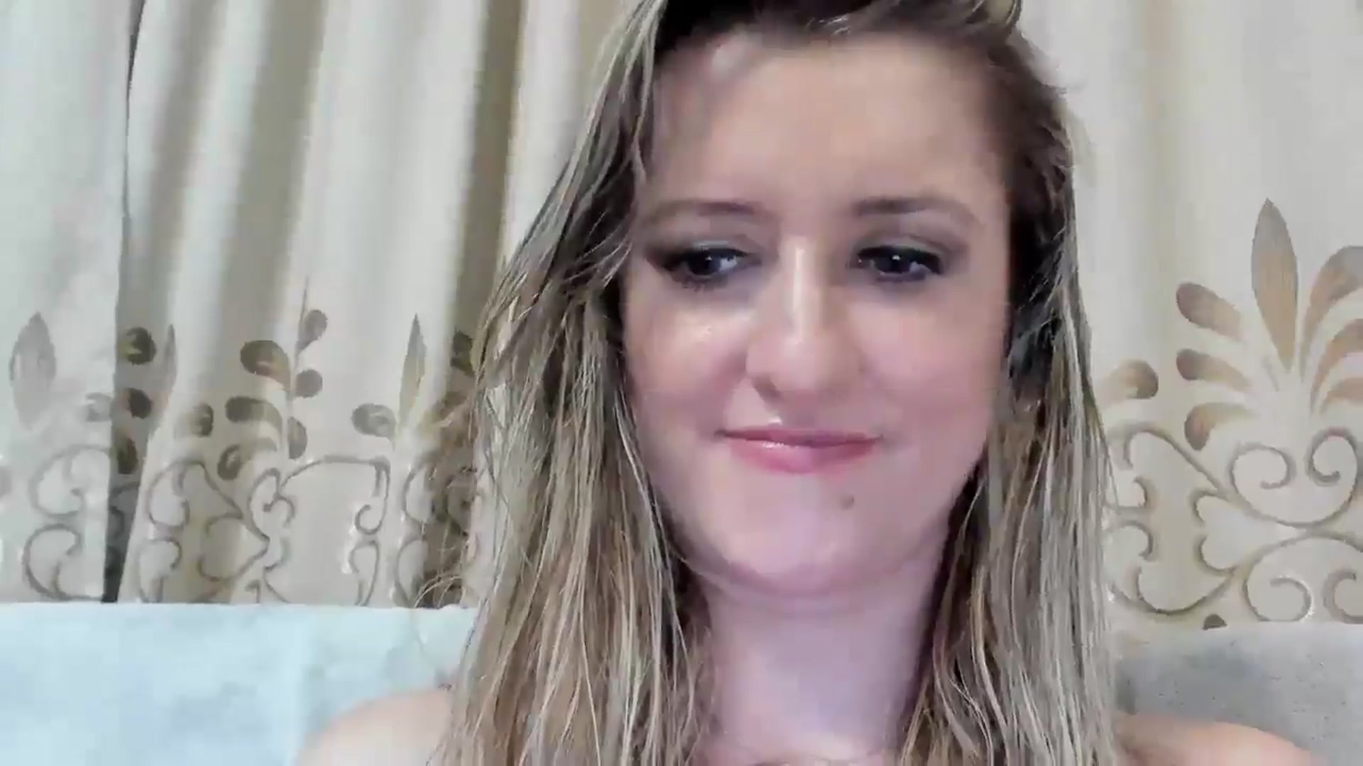 Gallery image thumbnail from BestDream's myfreecams stream on, 08/24/2025, 01:04 image 12 of 20