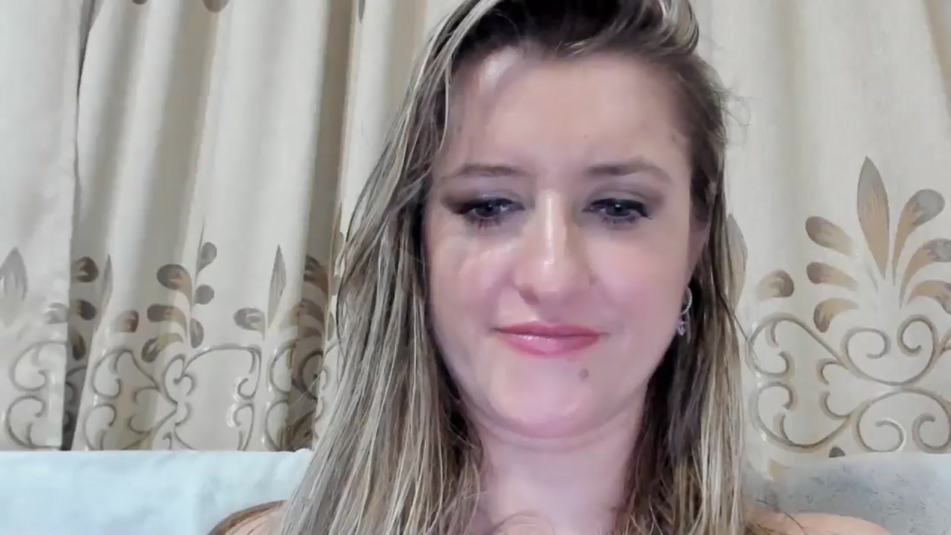 Gallery image thumbnail from BestDream's myfreecams stream on, 08/24/2025, 01:04 image 2 of 20