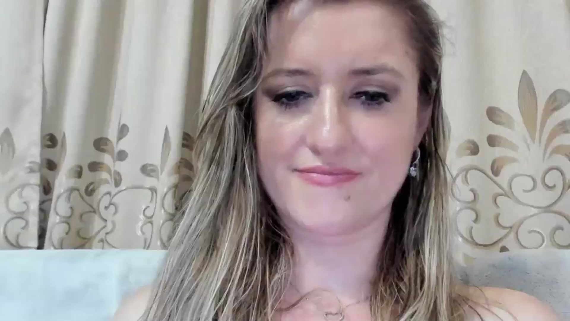 Gallery image thumbnail from BestDream's myfreecams stream on, 08/24/2025, 01:04 image 4 of 20