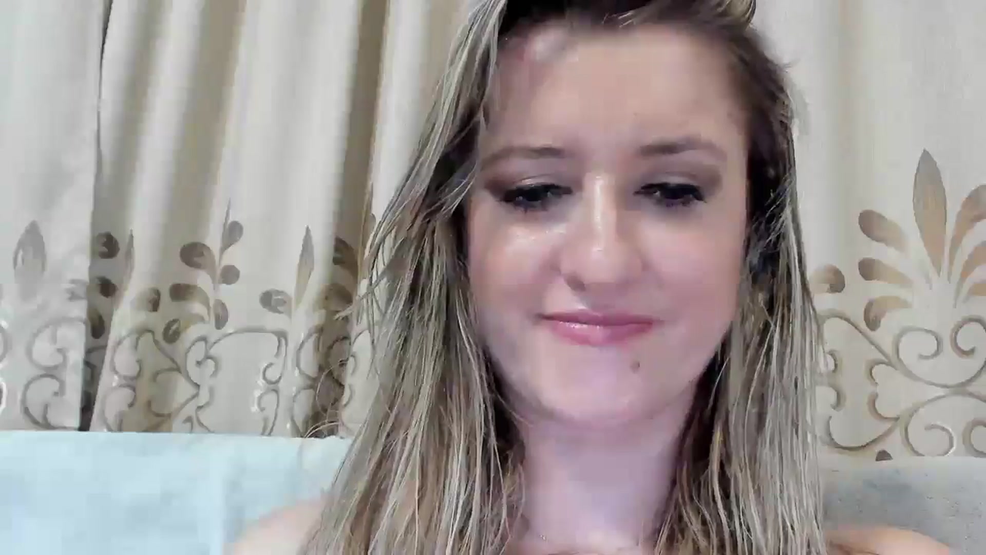 Gallery image thumbnail from BestDream's myfreecams stream on, 08/24/2025, 01:04 image 20 of 20