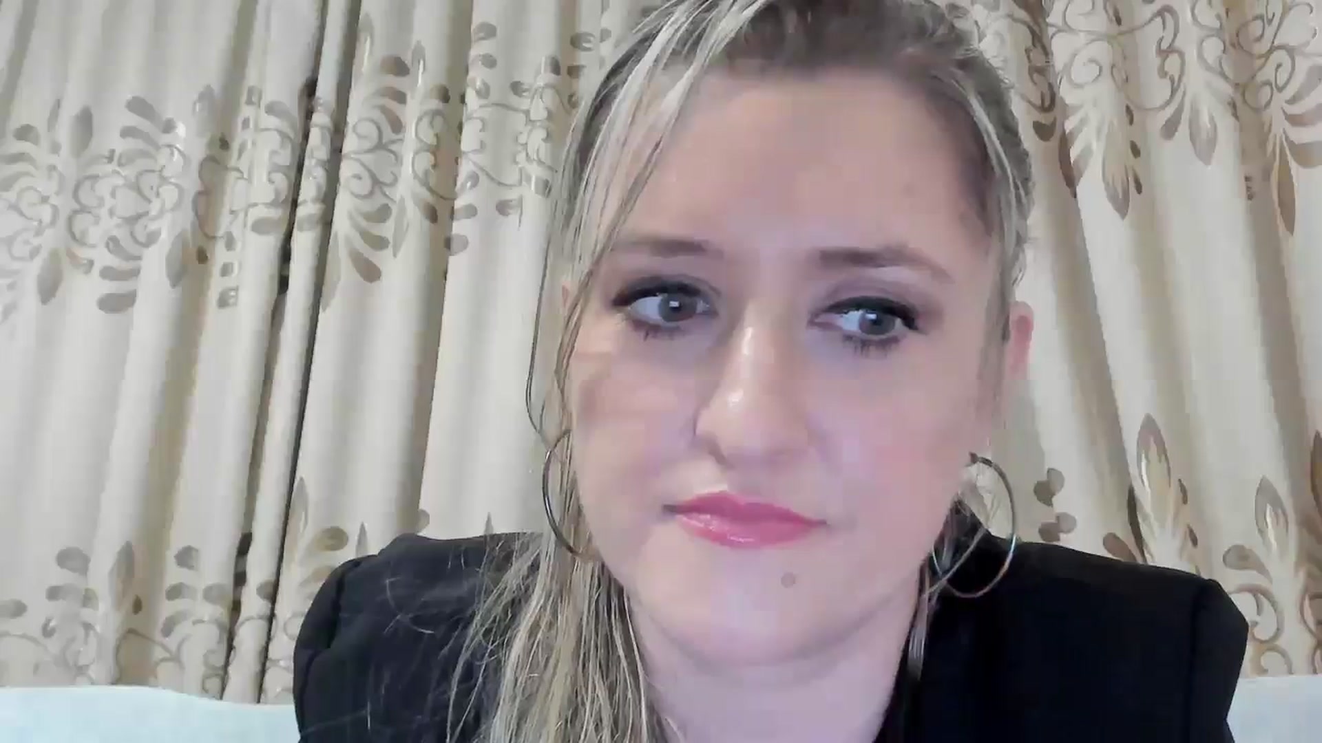 Gallery image thumbnail from BestDream's myfreecams stream on, 08/24/2025, 20:33 image 5 of 20