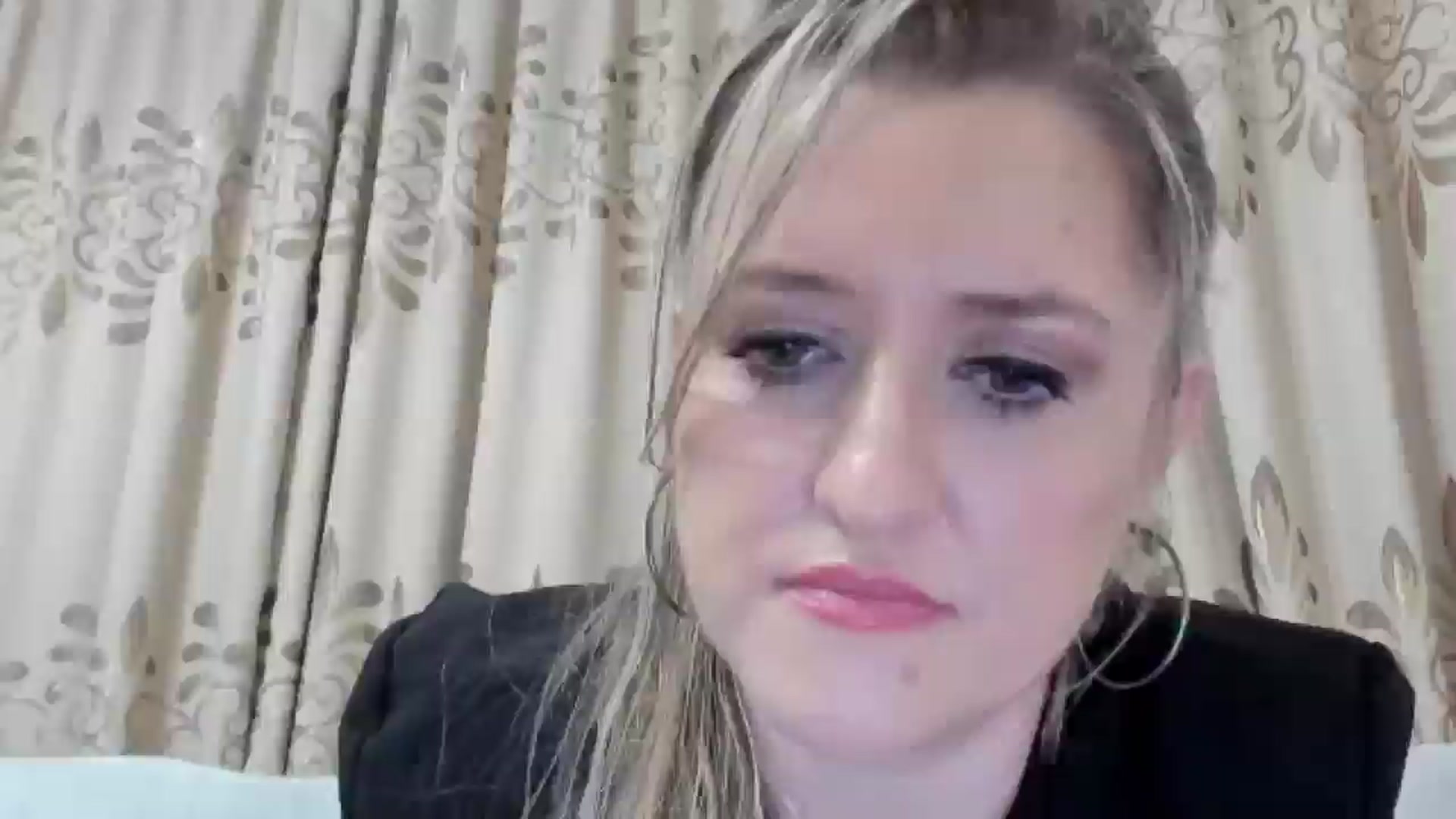 Gallery image thumbnail from BestDream's myfreecams stream on, 08/24/2025, 20:33 image 2 of 20