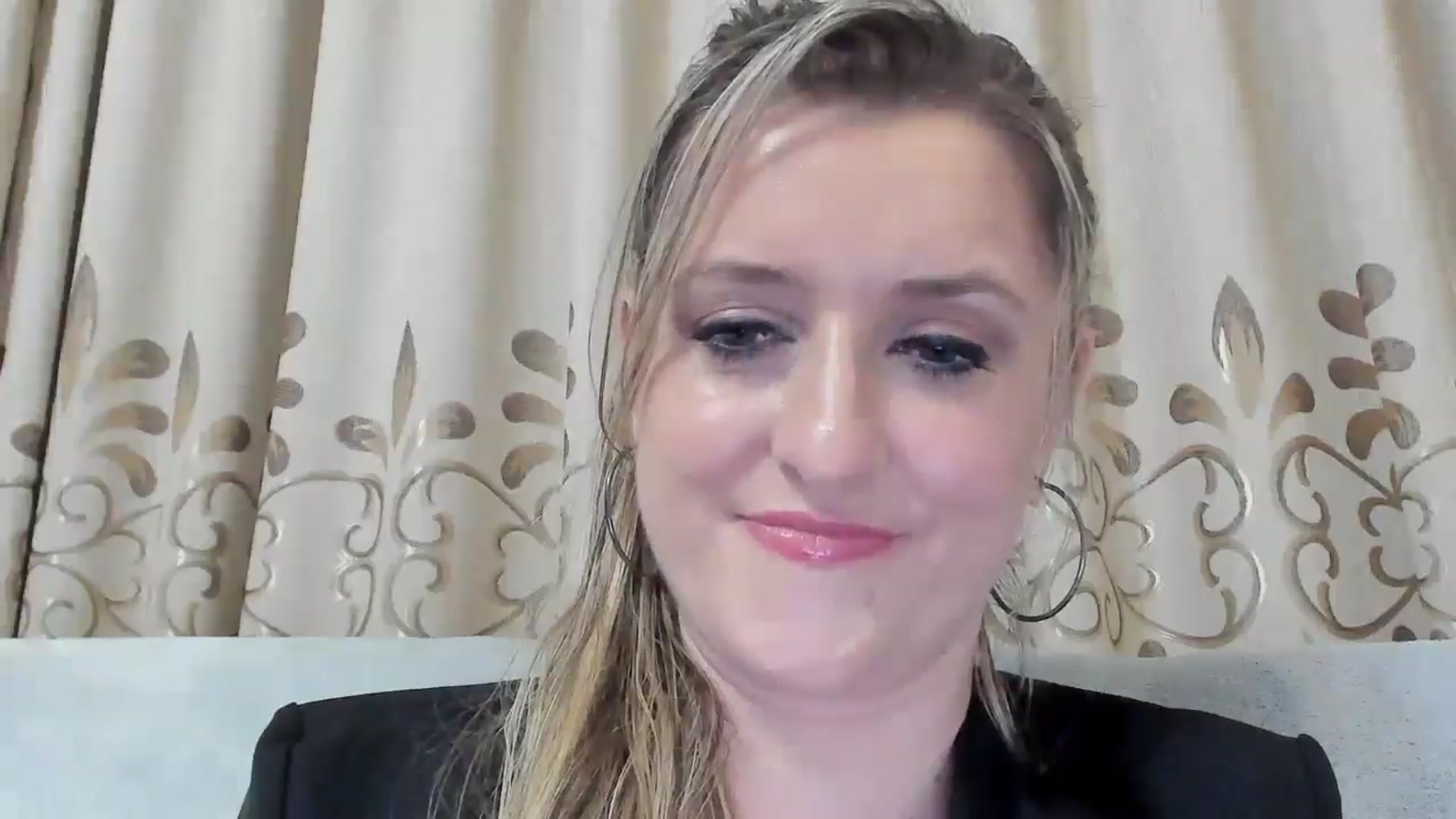 Gallery image thumbnail from BestDream's myfreecams stream on, 08/24/2025, 20:33 image 12 of 20