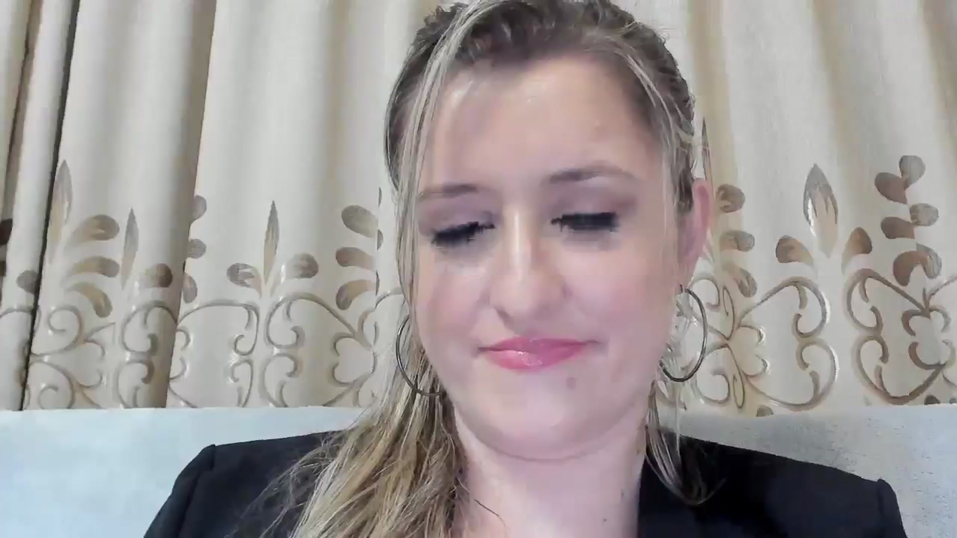 Gallery image thumbnail from BestDream's myfreecams stream on, 08/24/2025, 20:57 image 14 of 20