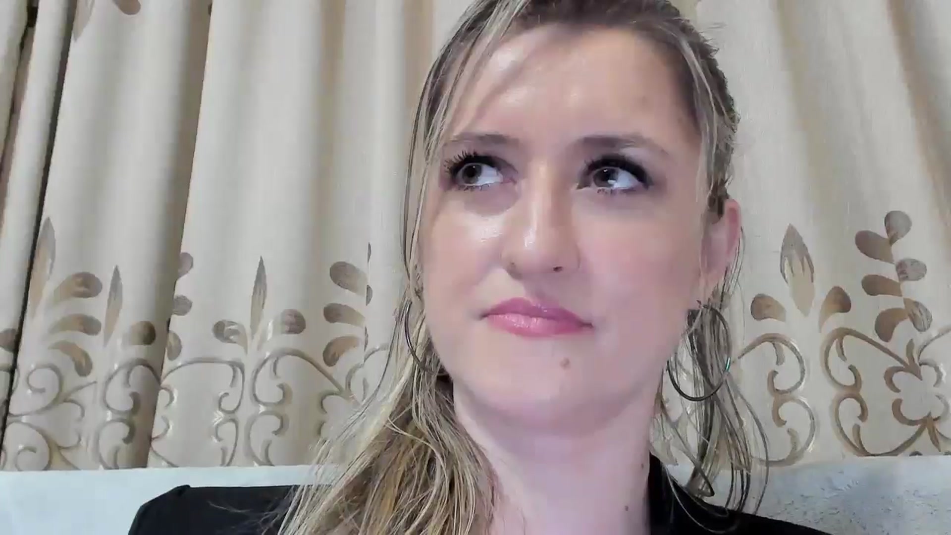 Gallery image thumbnail from BestDream's myfreecams stream on, 08/24/2025, 22:55 image 8 of 20
