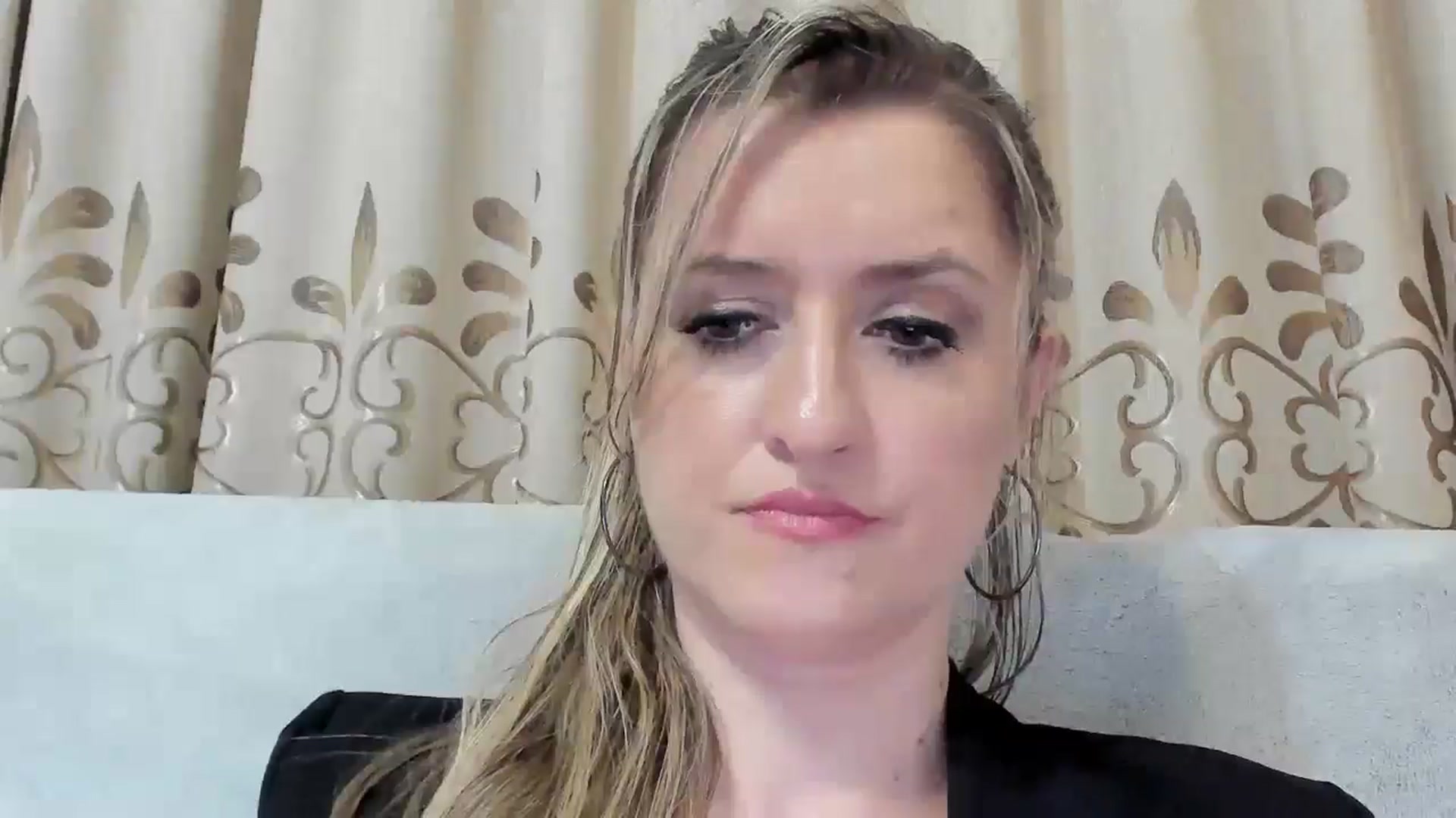 Gallery image thumbnail from BestDream's myfreecams stream on, 08/24/2025, 23:33 image 8 of 20