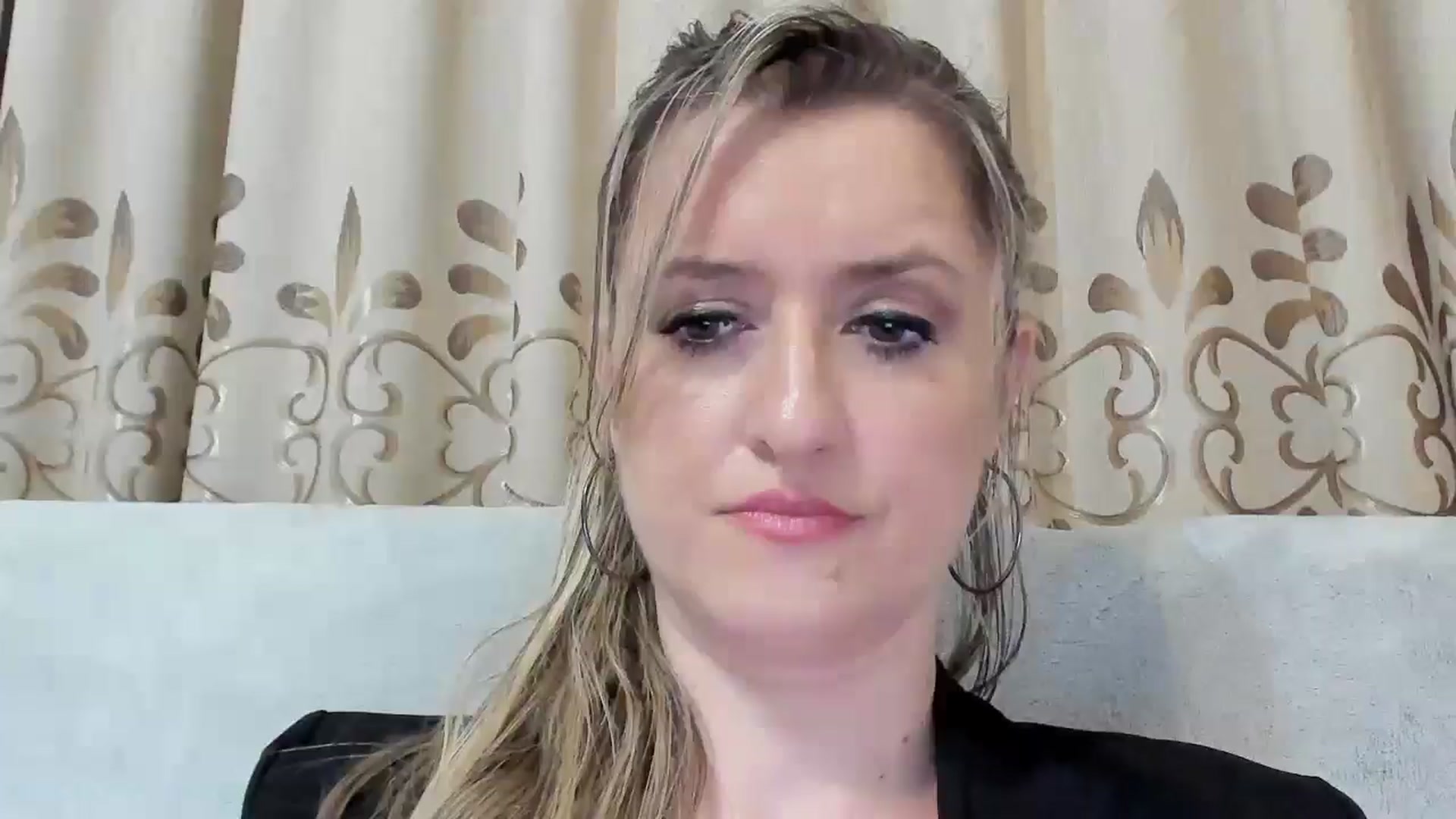 Gallery image thumbnail from BestDream's myfreecams stream on, 08/24/2025, 23:33 image 10 of 20